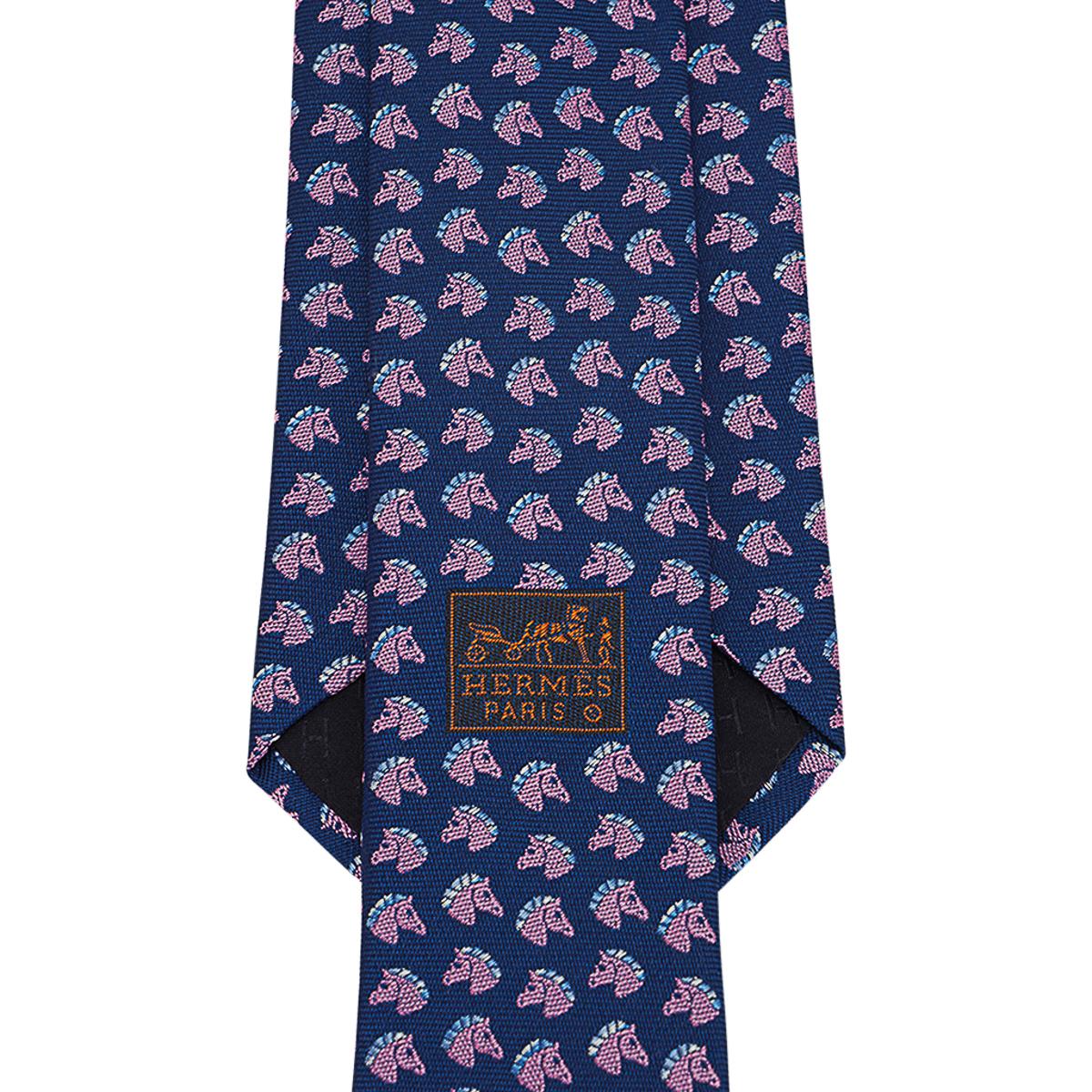 Hermes 7 Cheval Rebelle Tie Marine Rose Bleu Heavy Silk Twill For Sale 2