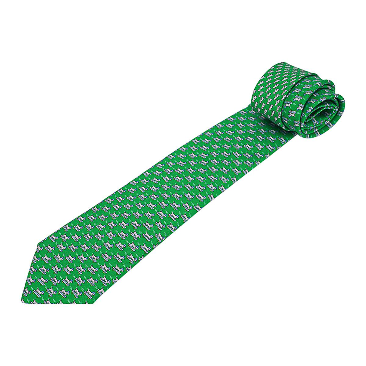 Hermes 7 Roller Dog Tie Vert and Gris Twillbi Silk In New Condition In Miami, FL
