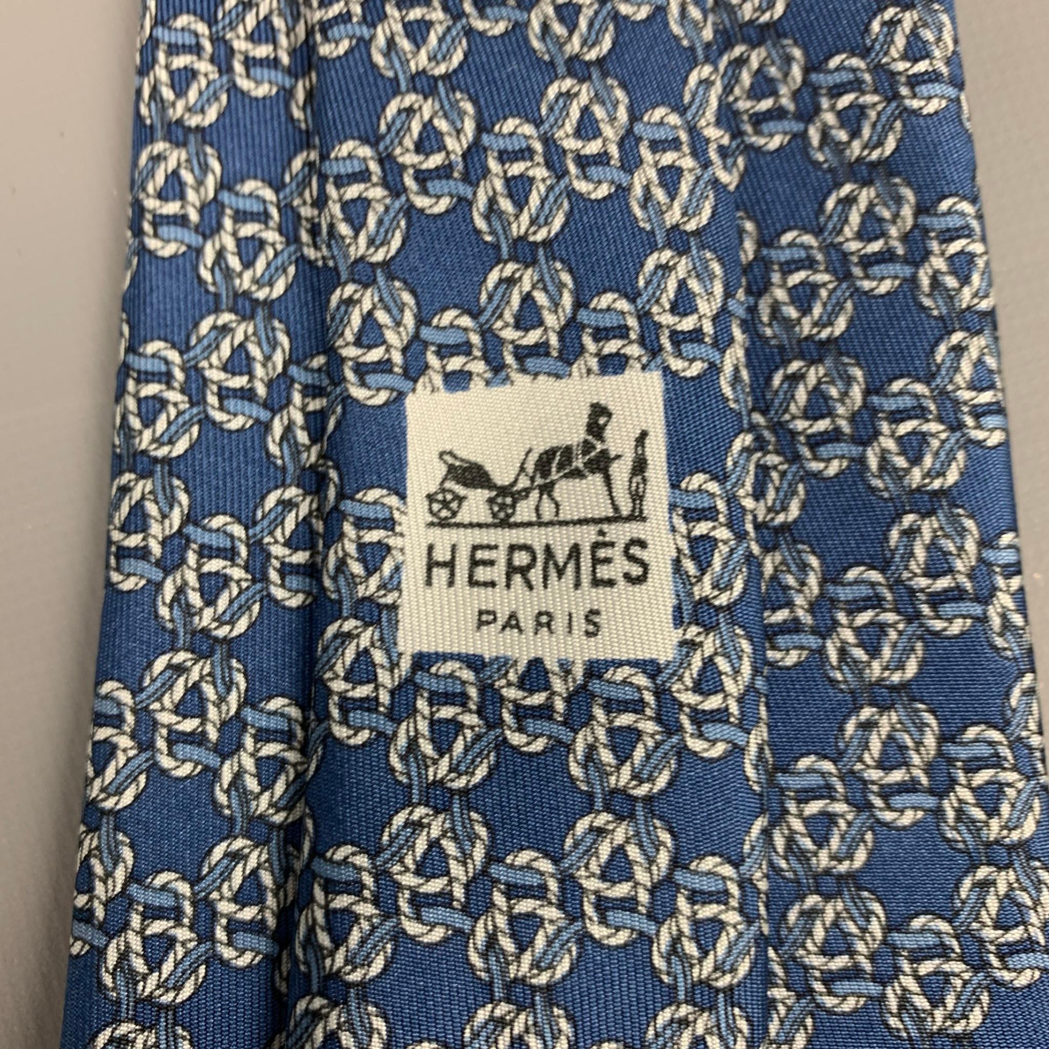 Men's HERMES 792 MA Blue & Cream Knot Print Silk Tie