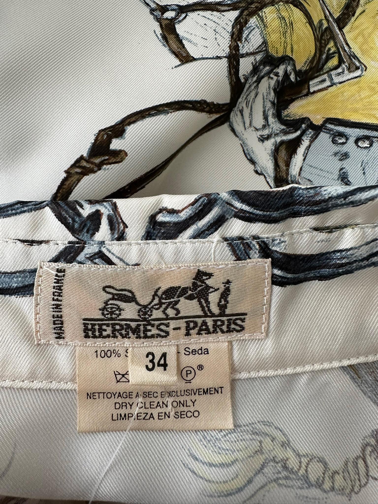 Hermes A Propos de Bottes By Xavier de Poret Creme bedruckte Seidenköperbluse im Angebot 15