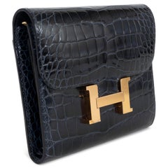HERMES Abysse blue crocodile CONSTANCE COMPACT Wallet RGhw