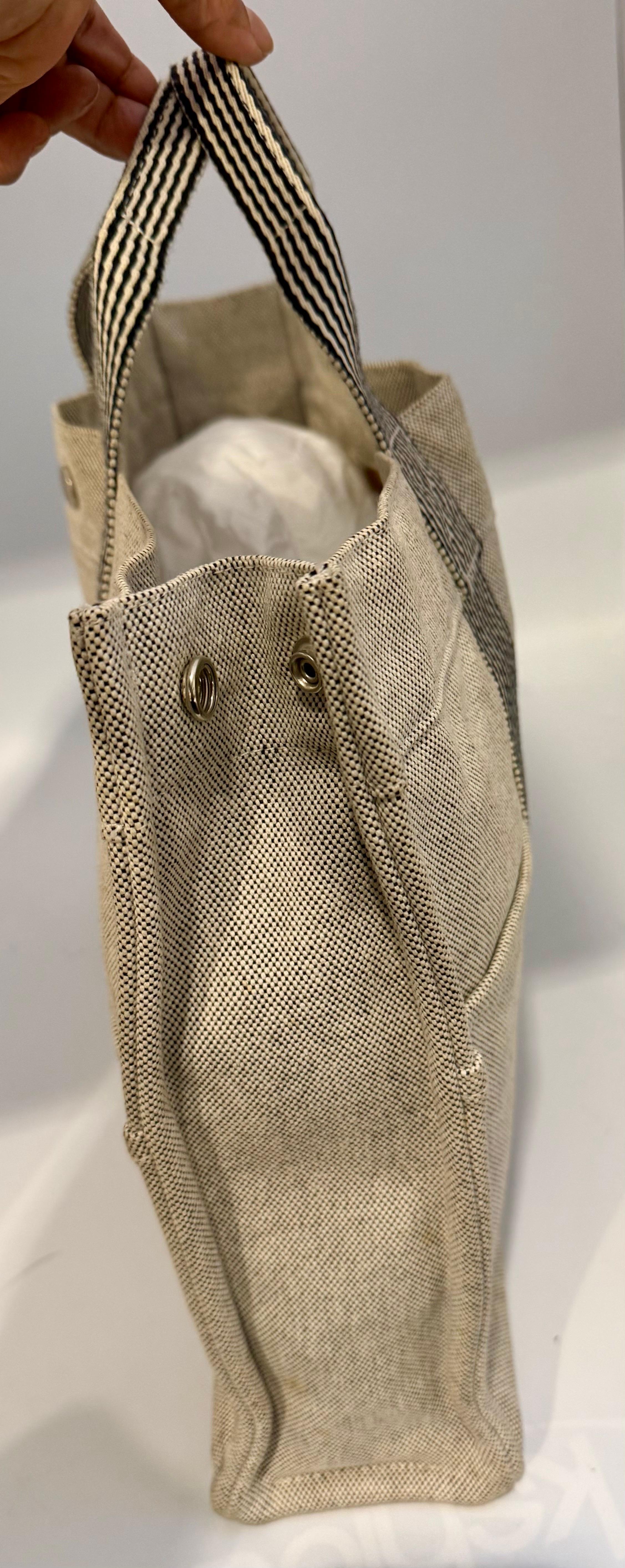 HERMES Ale Line MM Tote Bag Beige Canvas Durable Lightweight Used Bon état - En vente à New York, NY