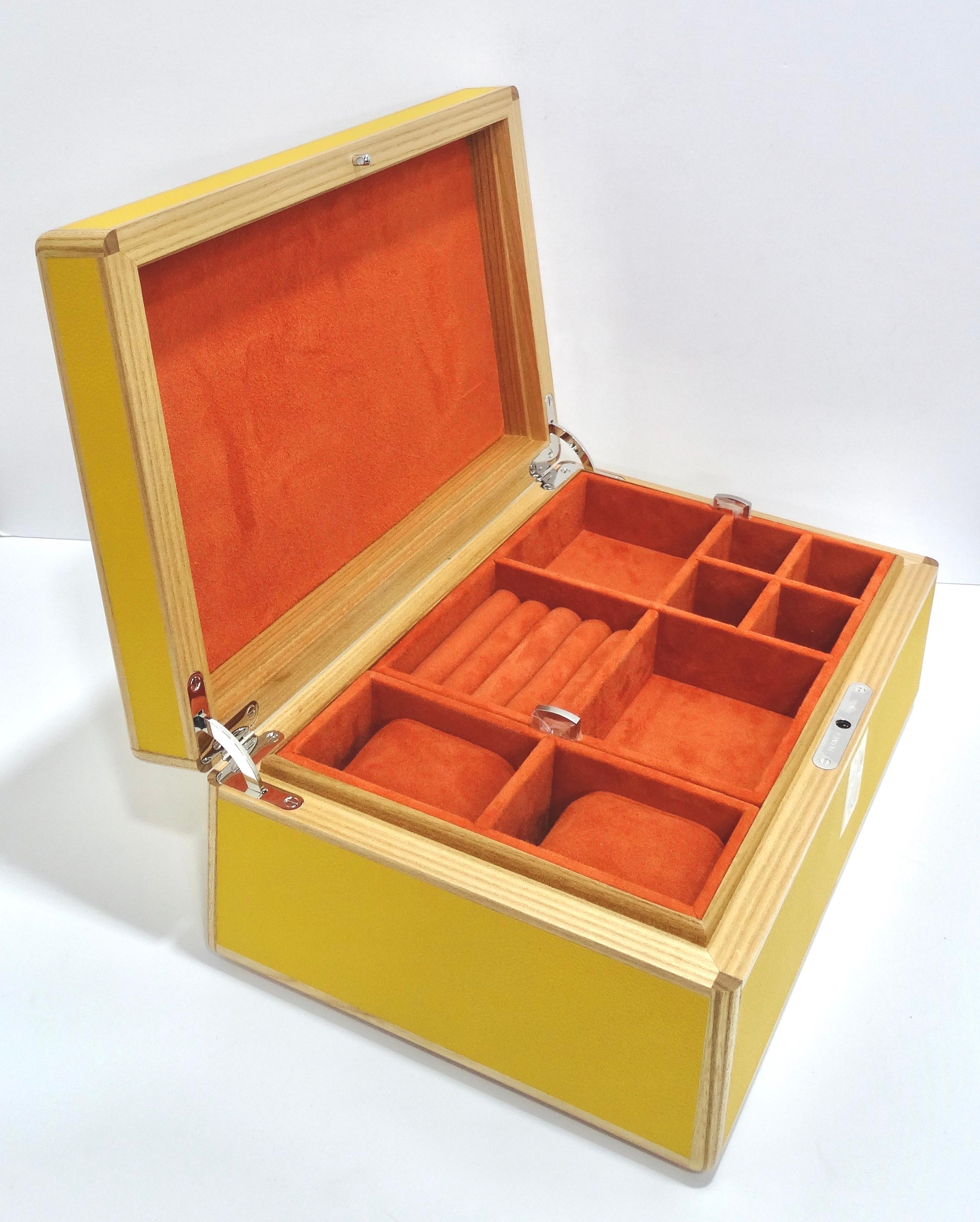 Women's or Men's Hermès Amalthee Jewelry Watch Box