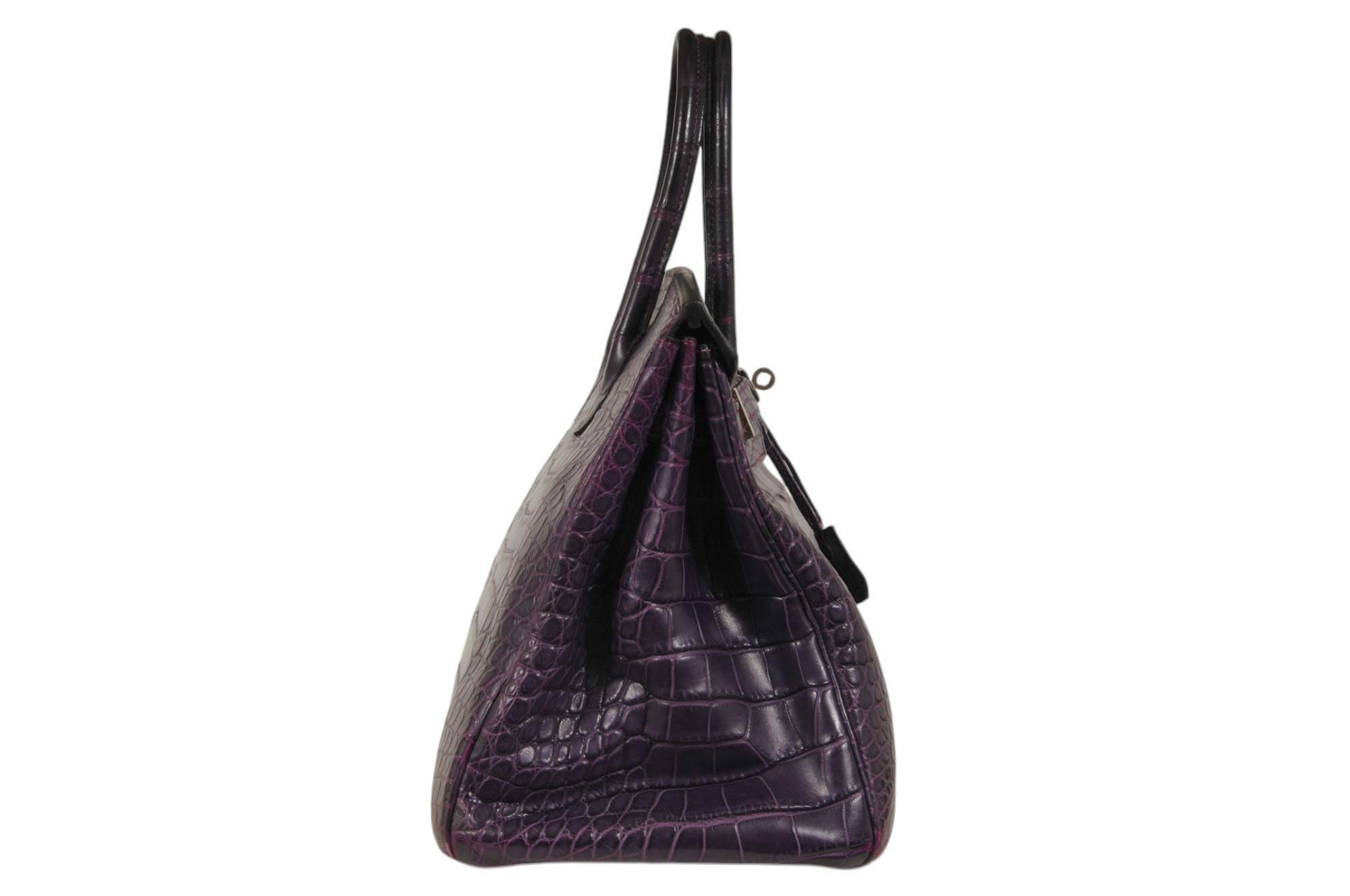 Noir Hermès Amethyst Matte Mississippiensis Alligator Birkin 35 Palladium Hardware en vente