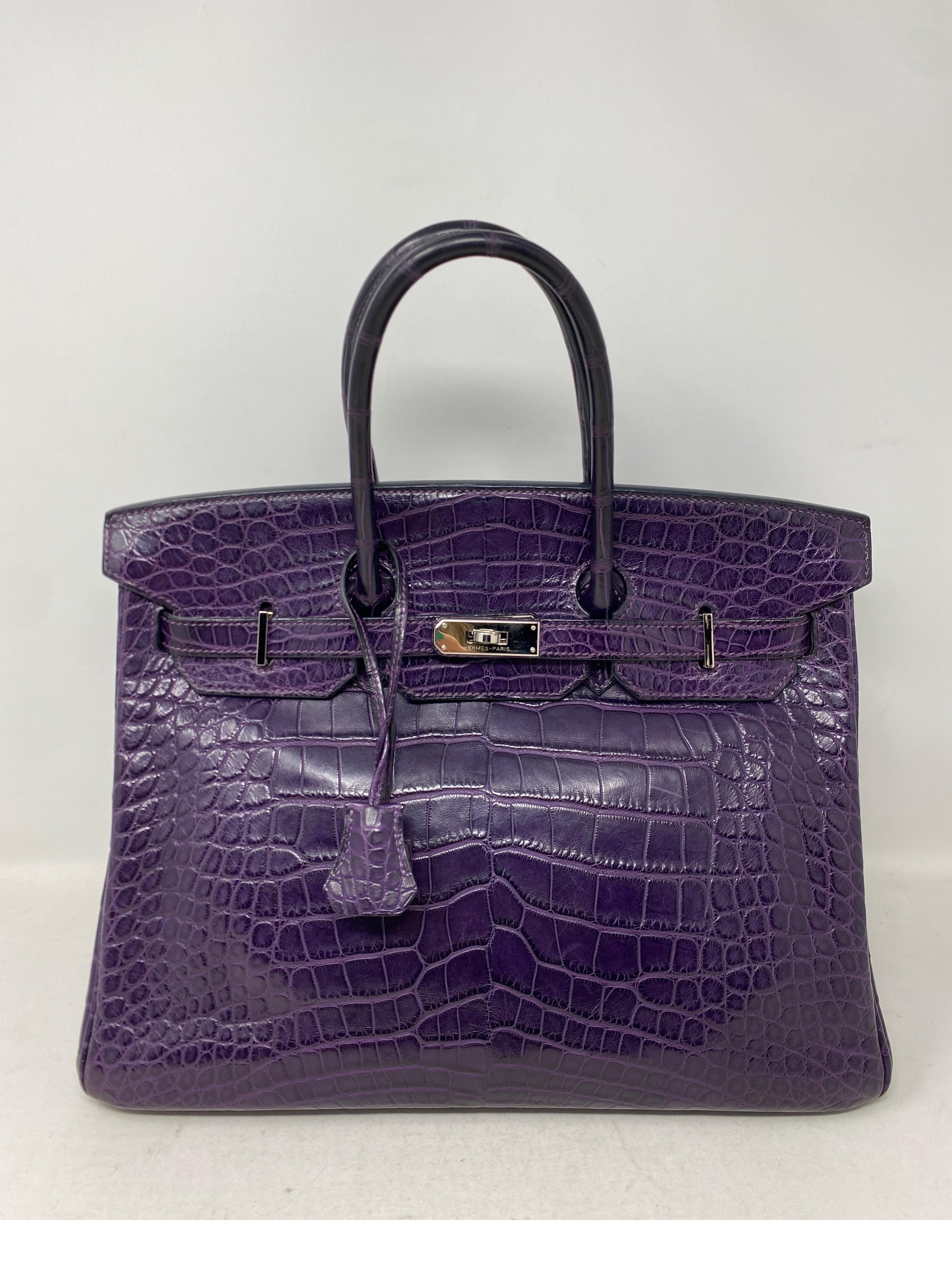 Hermes Amethyst Purple Crocodile Birkin 35 Bag  en vente 13