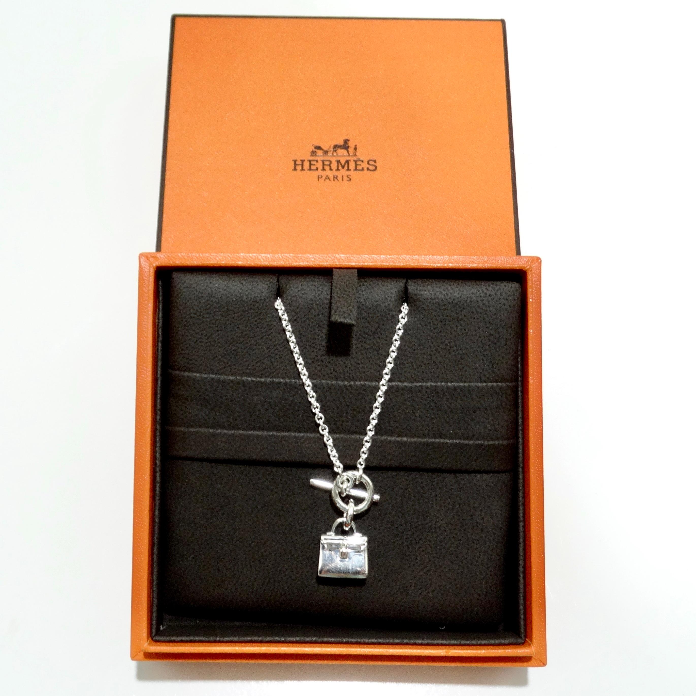 Women's or Men's Hermes Amulet 925 Silver Kelly Pendant Necklace For Sale