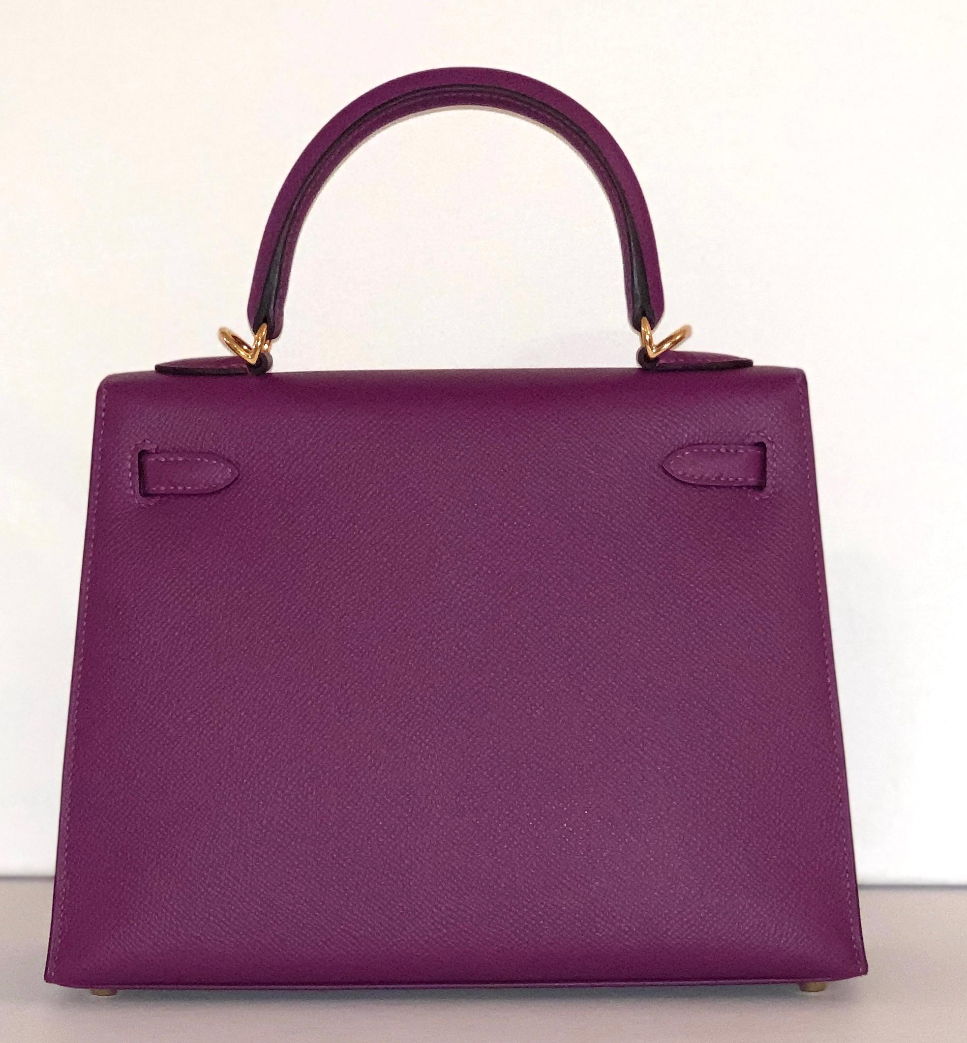 Hermes 25cm Kelly
Hermes Kelly 25cm
Never worn, plastic on the hardware including shoulder strap hardware

Anemone Color
Gold Hardware
Epsom sellier 
Plastic on the hardware including the shoulder straps
New unworn
2019 Collection

Hermes Box,