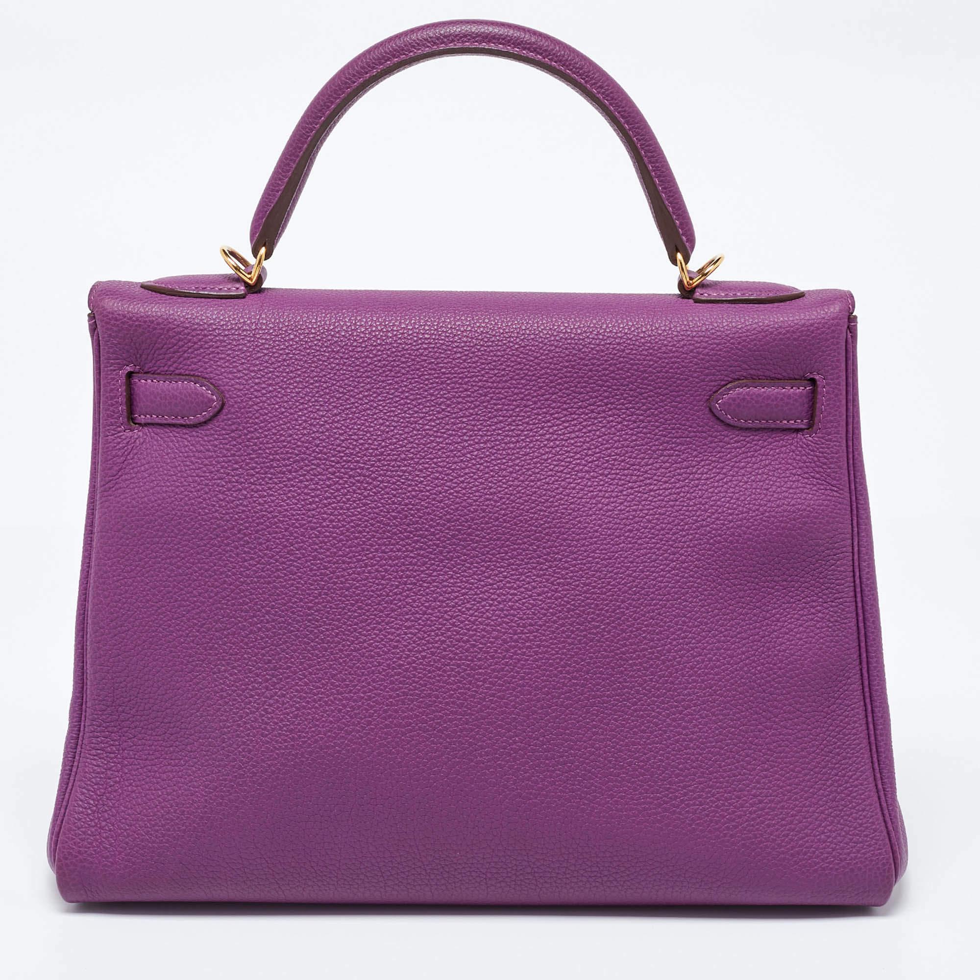 Hermes Anemone Novillo Leather Gold Finish Kelly Retourne 32 Bag In Good Condition In Dubai, Al Qouz 2