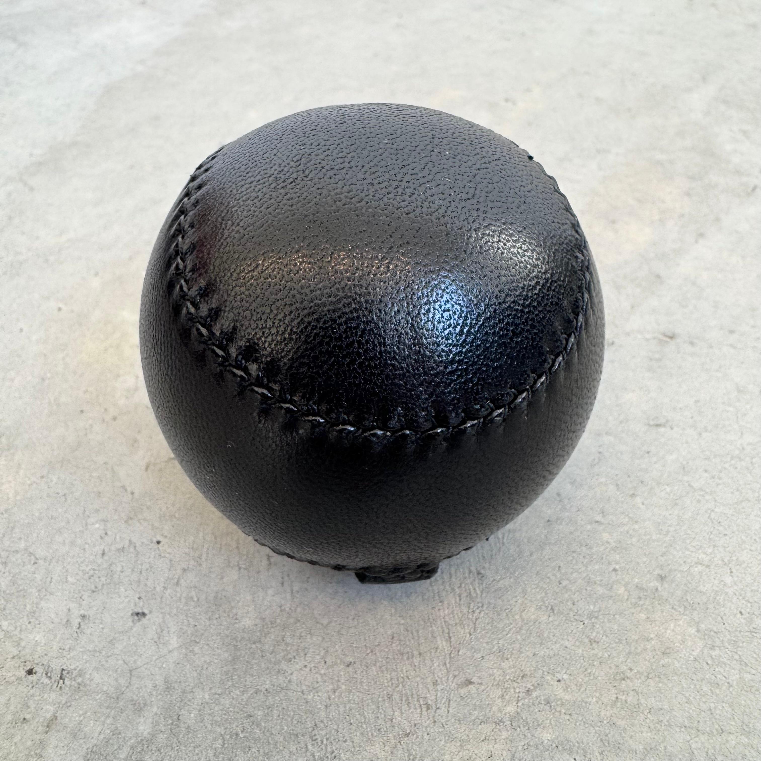 Hermes Anti-Stress Ball in Black Leather, 2000s France In Good Condition For Sale In Los Angeles, CA