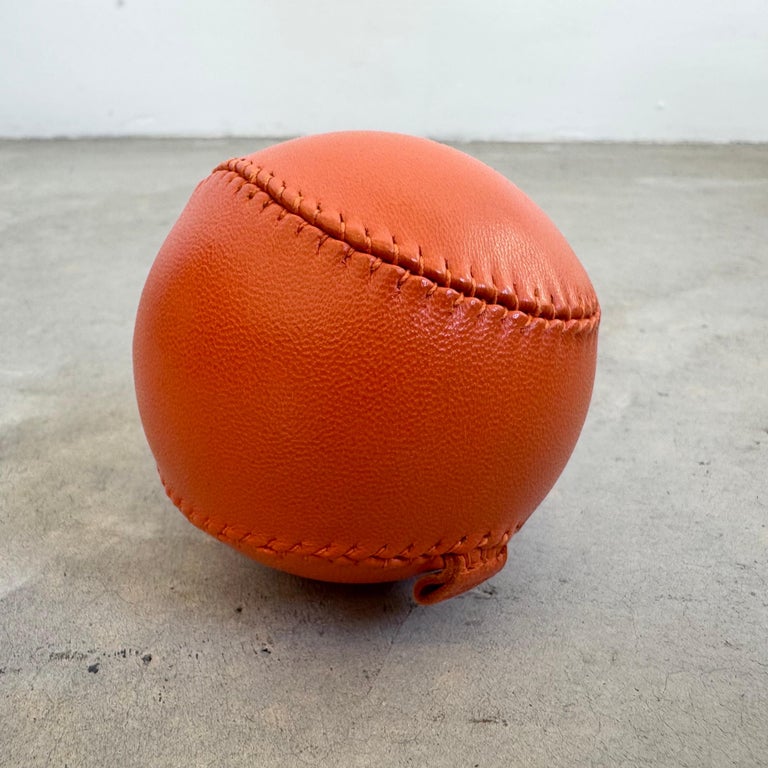 HERMES レザーストレスボール Hermes Anti-Stress Ball in Orange Leather, 2000s France at 1stDibs