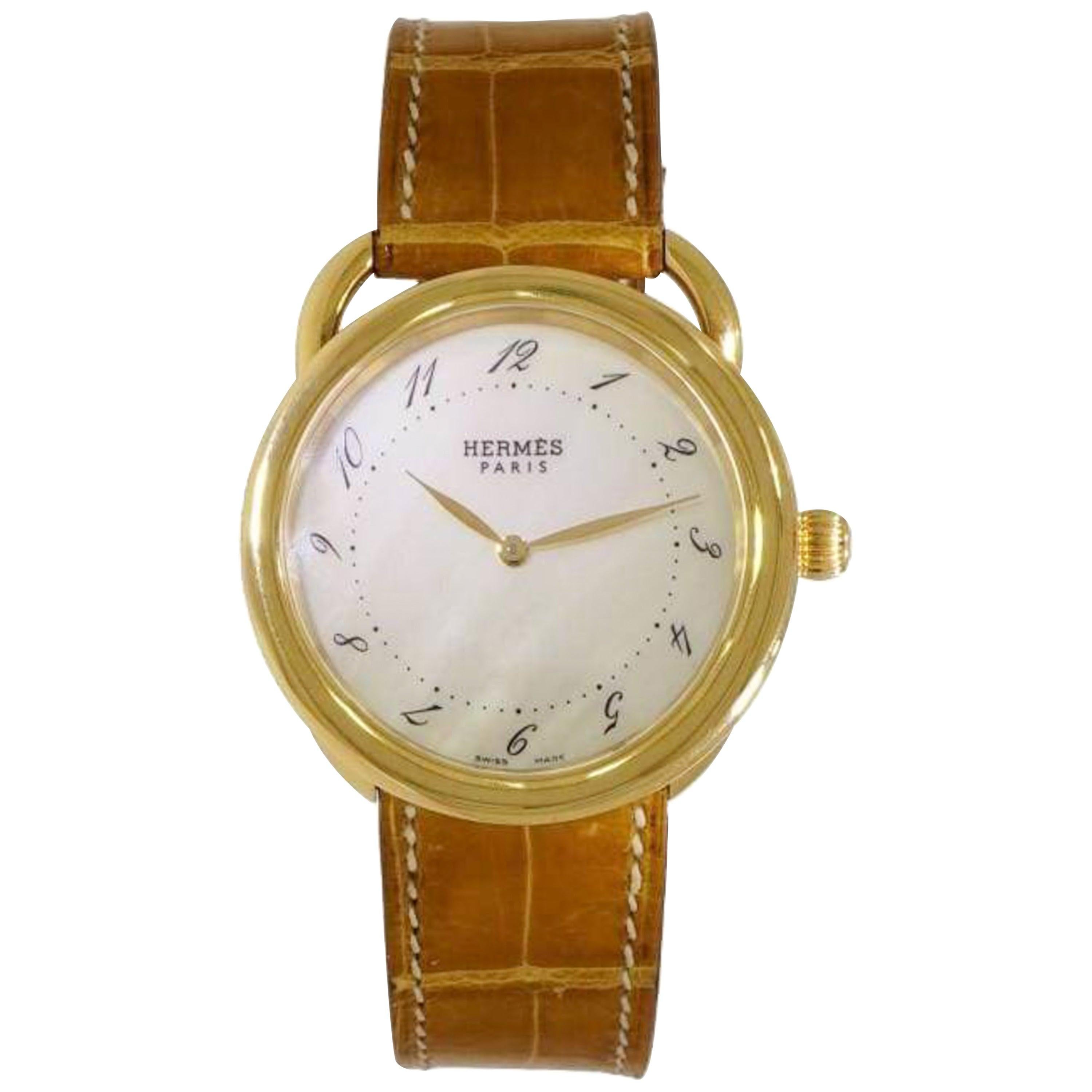 Hermès Arceau 18 Karat Yellow Gold Wristwatch