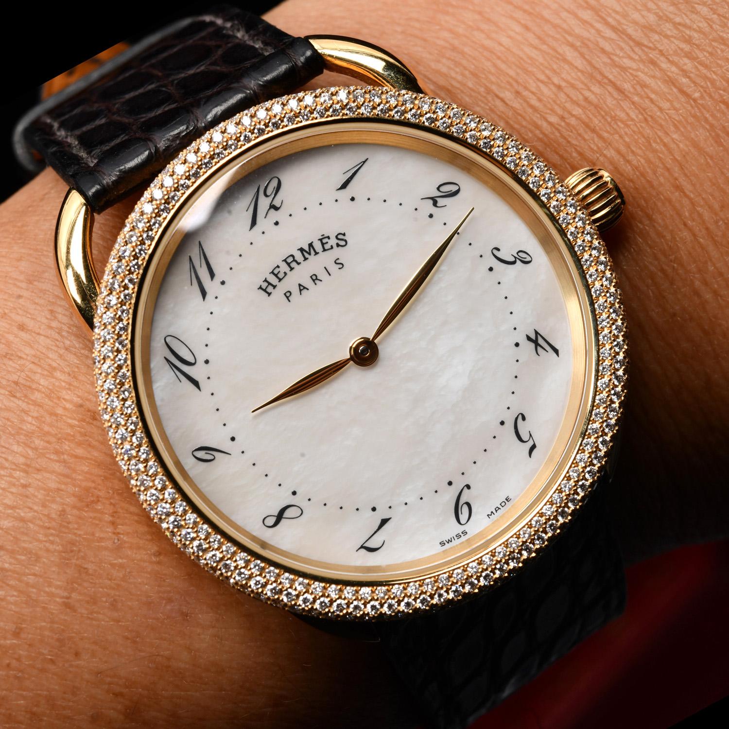 Hermes Arceau Diamond Yellow Gold  38mm Watch Ref AR5.786 For Sale 1