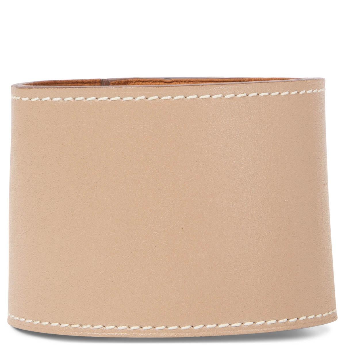HERMES Argile beige Box leather KELLY DOG EXTREME Cuff Bracelet In Excellent Condition In Zürich, CH