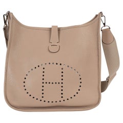 HERMES Argile beige Clemence cuir EVELYNE 33 Sac à bandoulière Phw