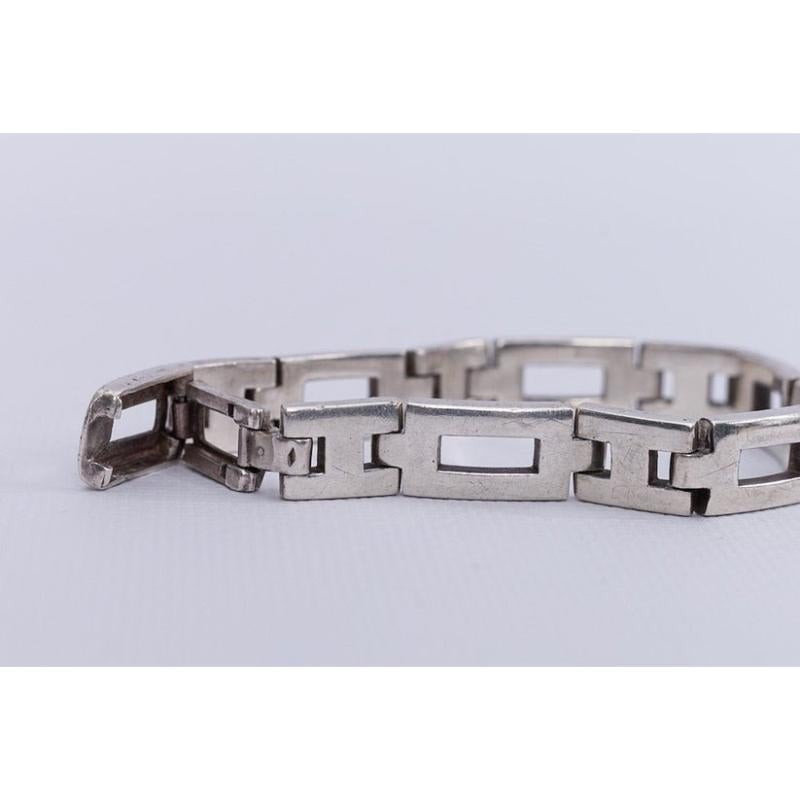Bracelet articulé en argent Hermès en vente 3