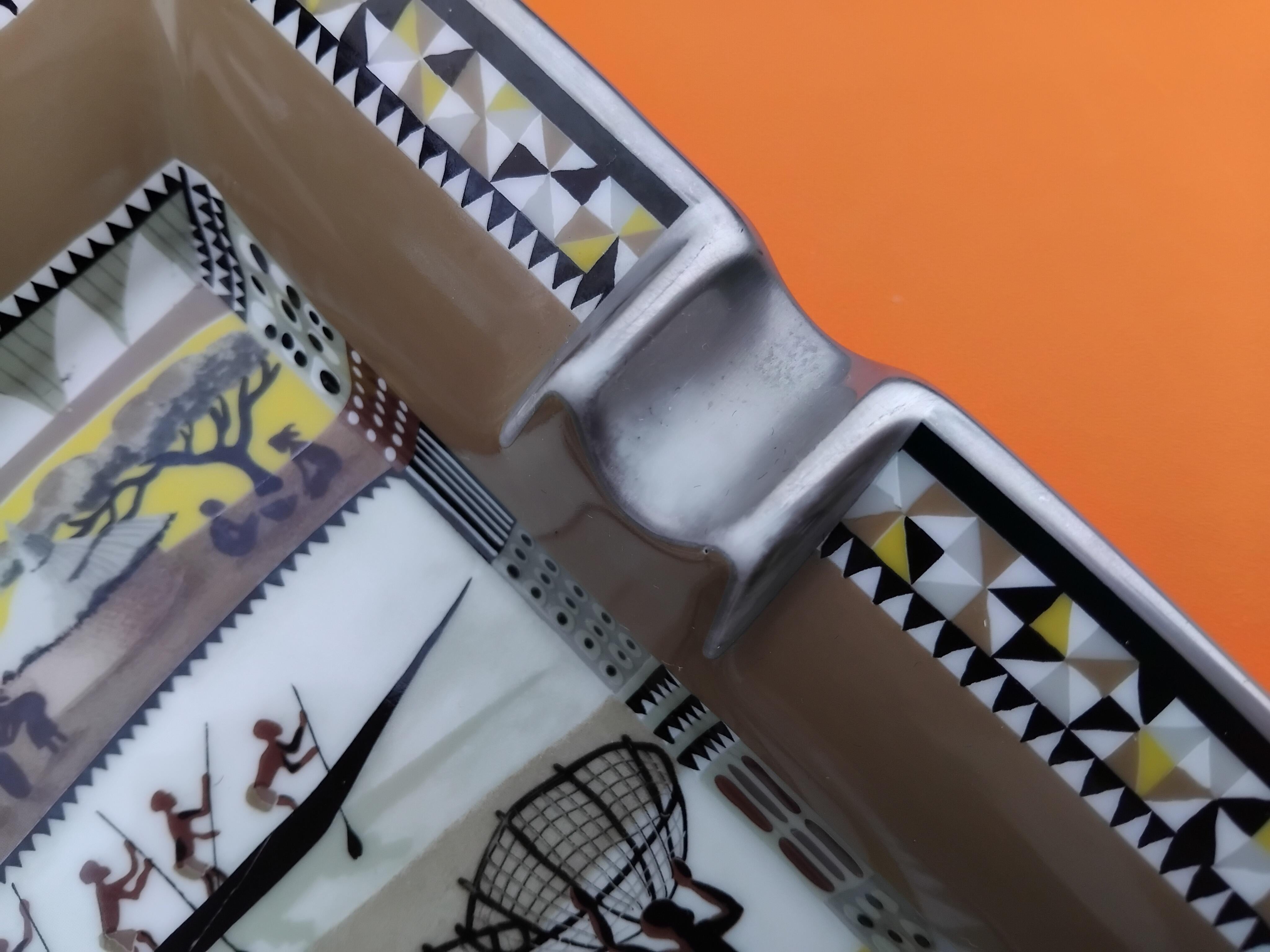 Hermès Ashtray Change Tray La Vie Du Fleuve Africa Porcelain Platinum 6