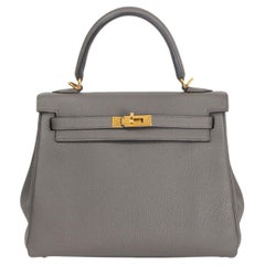 HERMÈS Sac Hermès Asphalte gris Togo en cuir KELLY 25 avec détails dorés