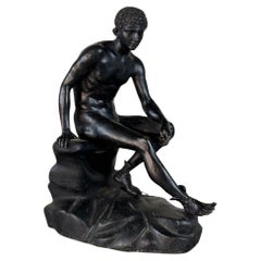 Hermès At Rest, Bronze mit schwarzer Patina