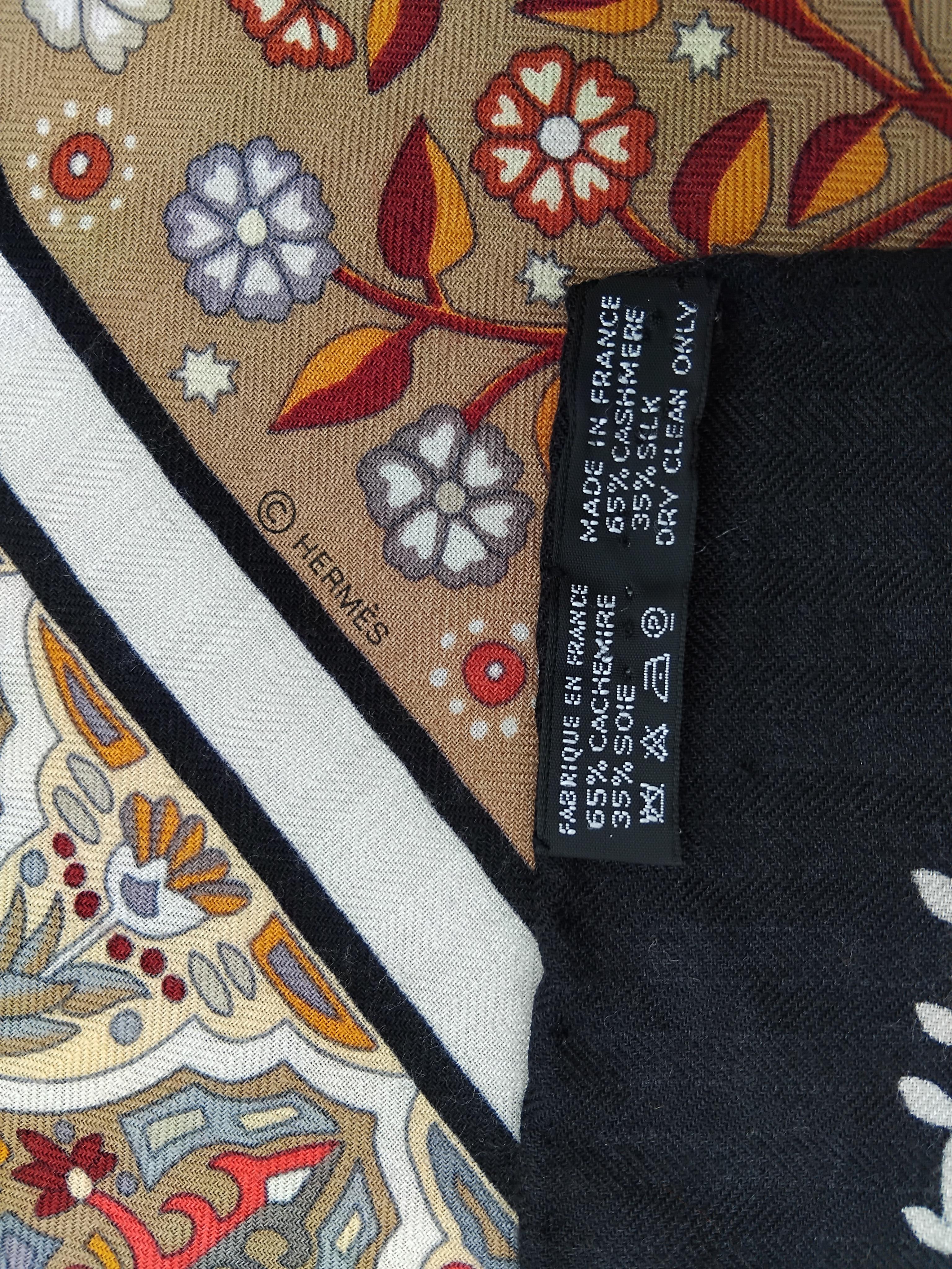 Hermès Aux Portes du Palais India Cashmere Silk Scarf Schawl Christine Henry 54' For Sale 8