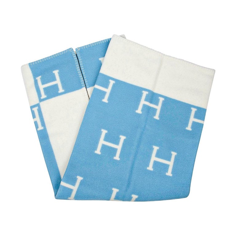 Hermes Avalon Baby Blanket Blue Genievre and Blanc New at 1stDibs
