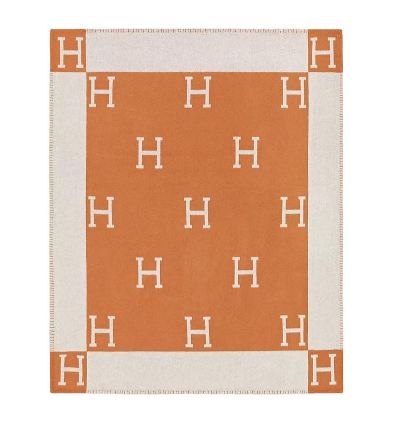 Modern Hermes Avalon Blanket Wool Cashmere w/Matching Pillow Set