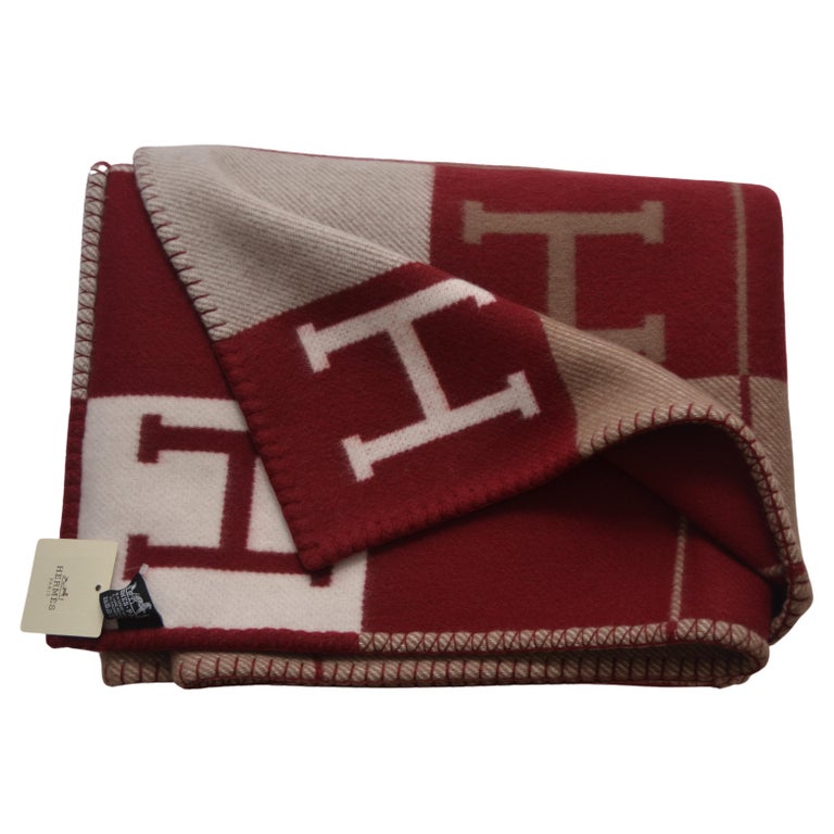 HERMES Avalon III Blanket Ecru/Rouge NEW at 1stDibs