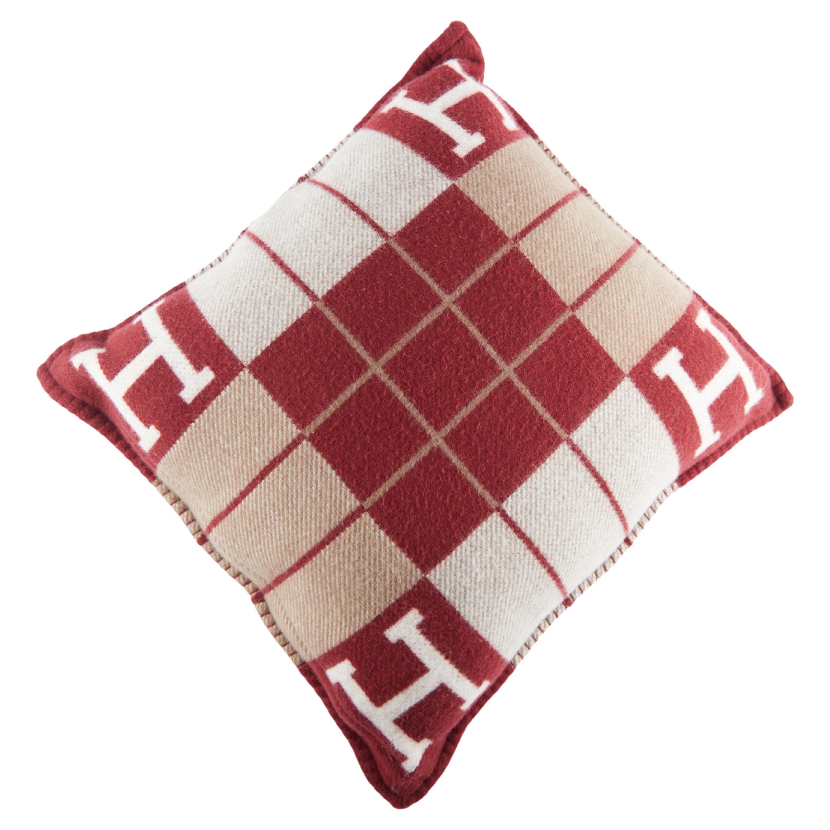 HERMÈS AVALON III PILLOW Small Model in Rouge H Regular price