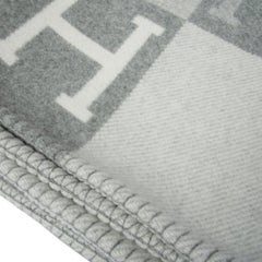 Hermes Avalon III Signature H Gris Clair and Ecru Throw Blanket