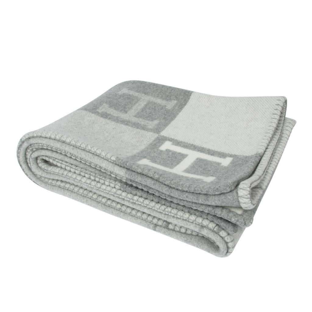 Gray Hermes Avalon III Signature H Gris Clair and Ecru Throw Blanket