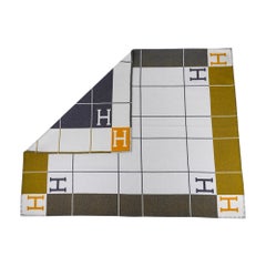 Hermes Avalon III Signature H Gris / Soleil Throw Blanket
