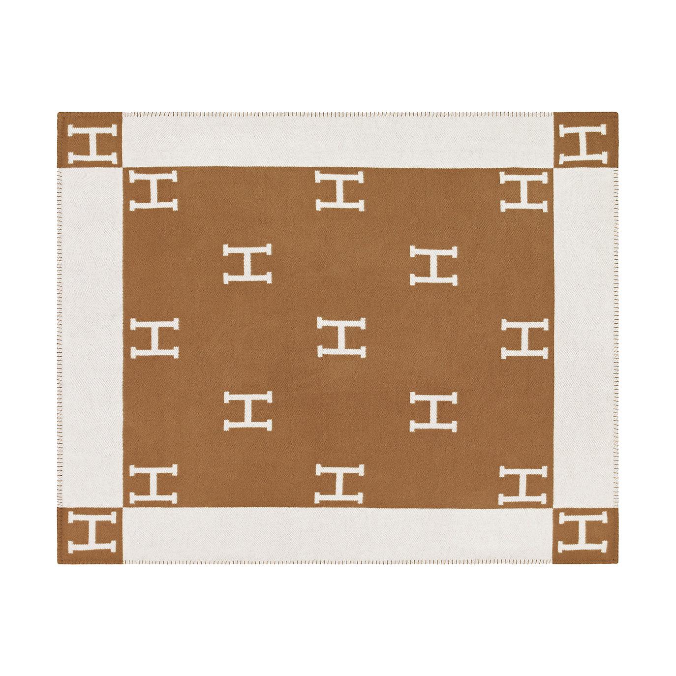 Brown Hermès Avalon throw blanket Camel For Sale