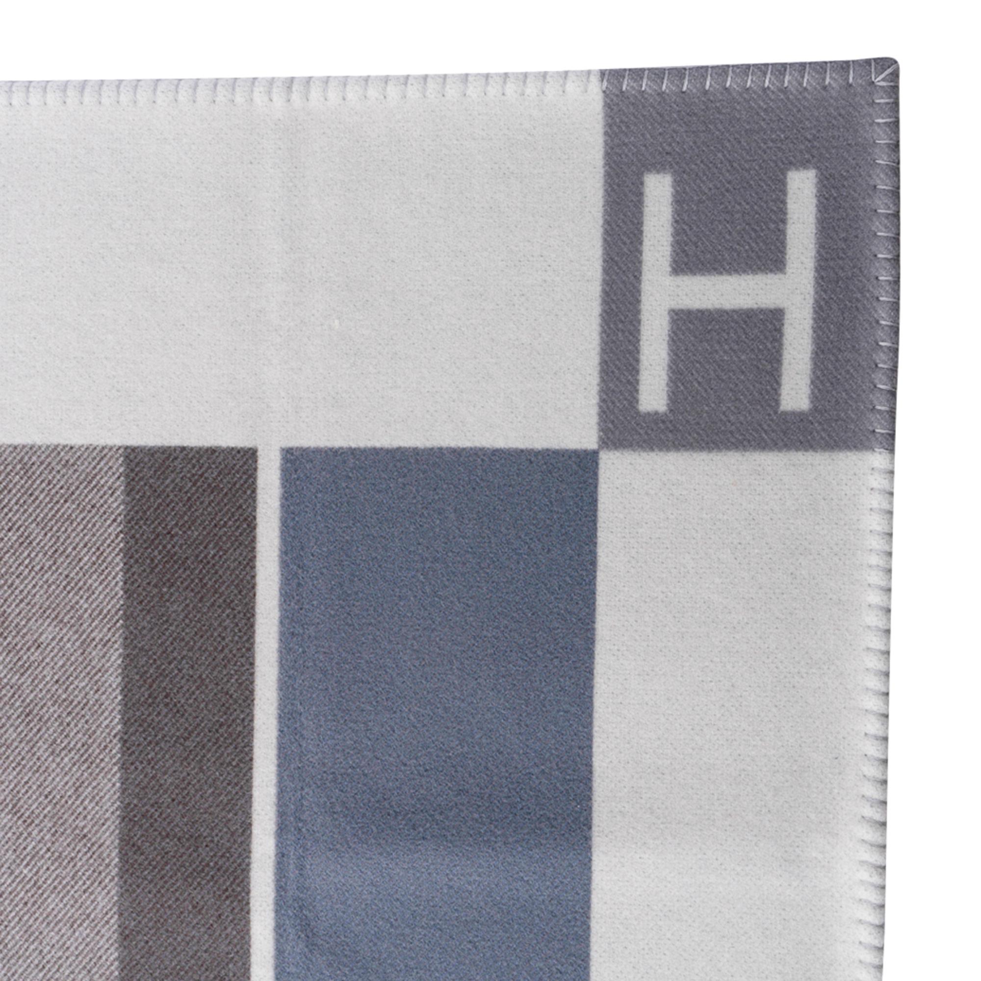 Hermes Avalon Vibration Throw Blanket Gris / Ecru Wool / Cashmere New 1