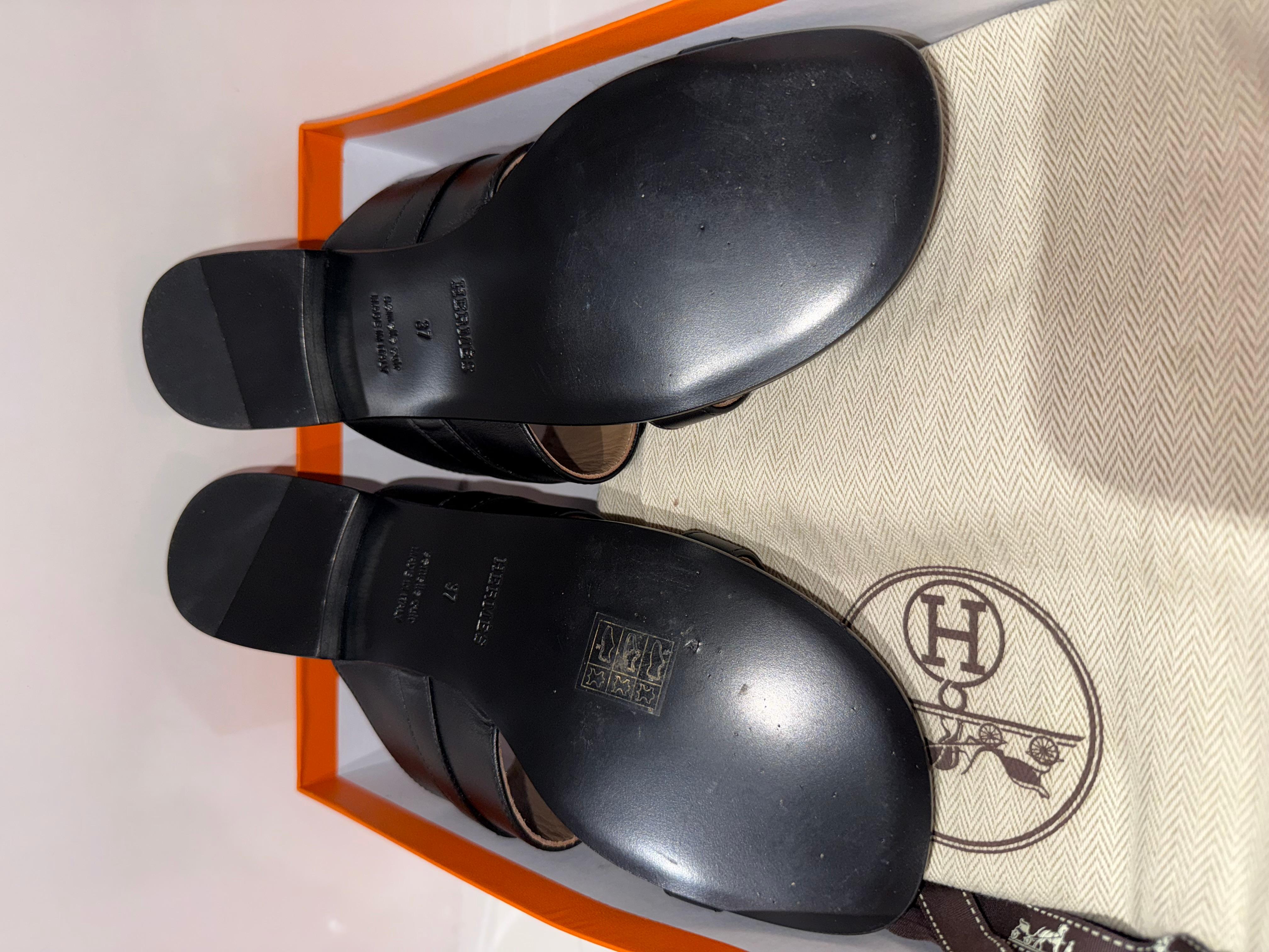 Women's or Men's Hermes Avenue Sanda With Kelly Buckle For Sale