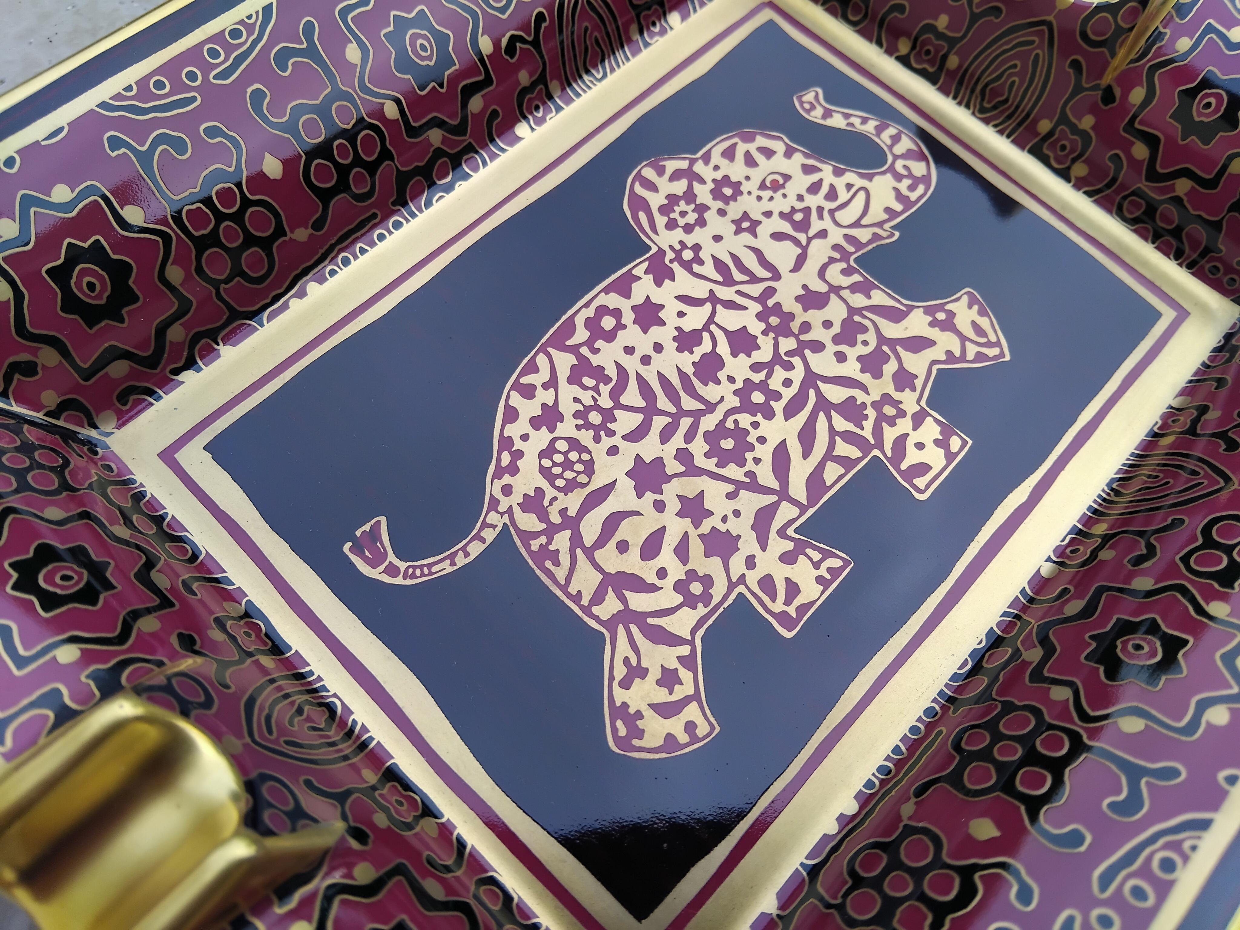 Hermès Baby Elephant Cigar Ashtray Change Tray Porcelain Gold For Sale 12