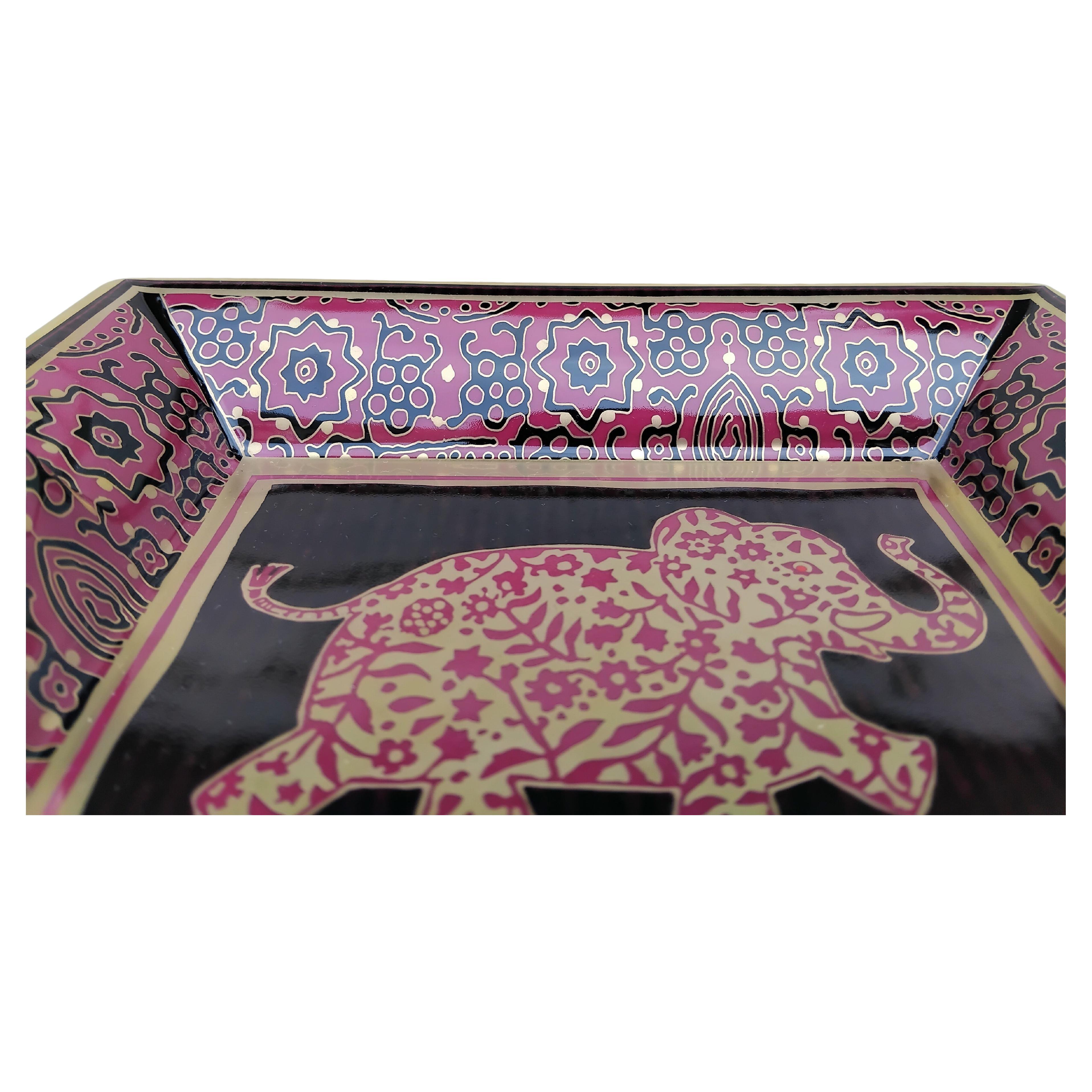 Women's or Men's Hermès Baby Elephant Cigar Ashtray Change Tray Porcelain Gold For Sale