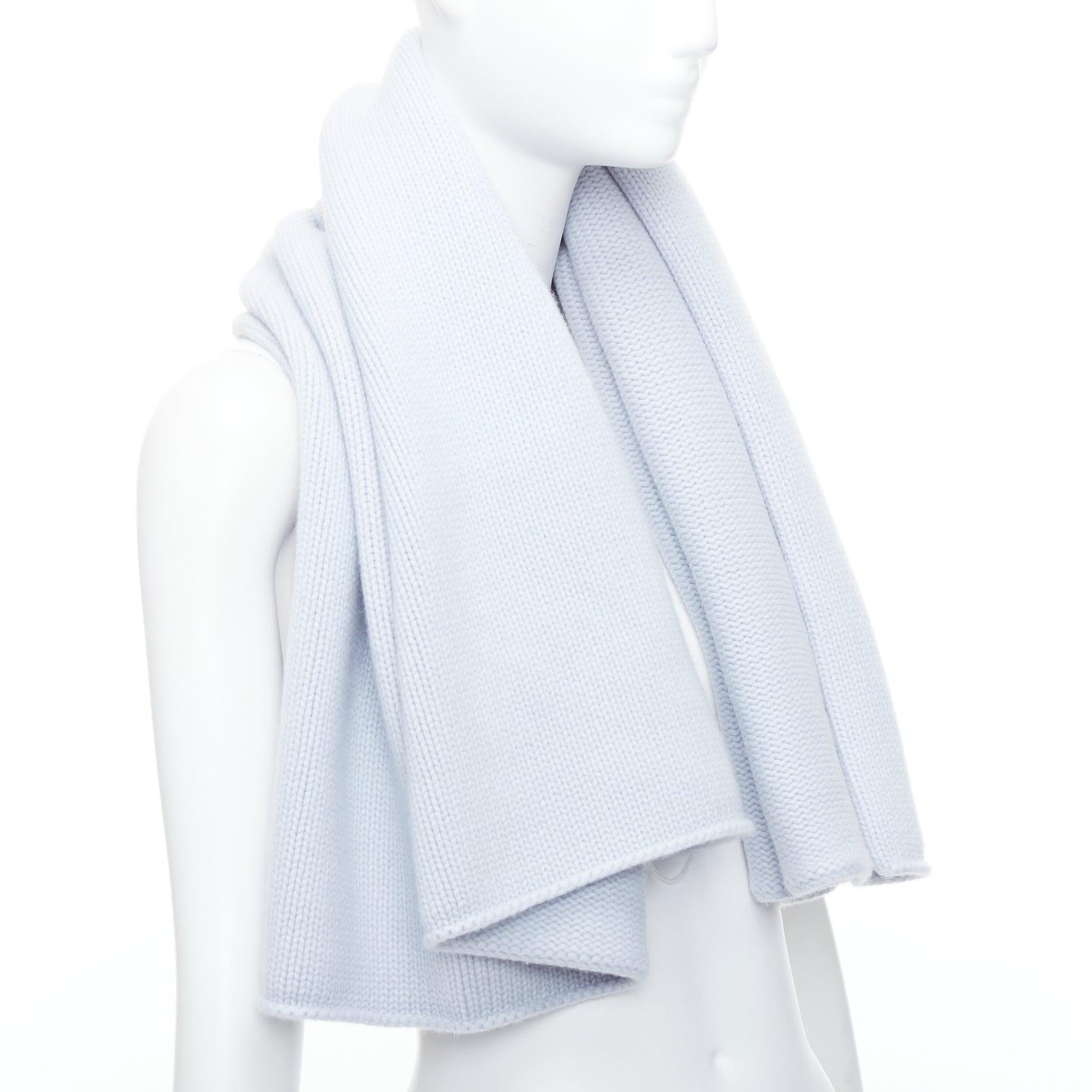 Gray Hermès BABY H102986M Adada 100% cashmere Bleu Glacier knitted baby blanket scarf For Sale