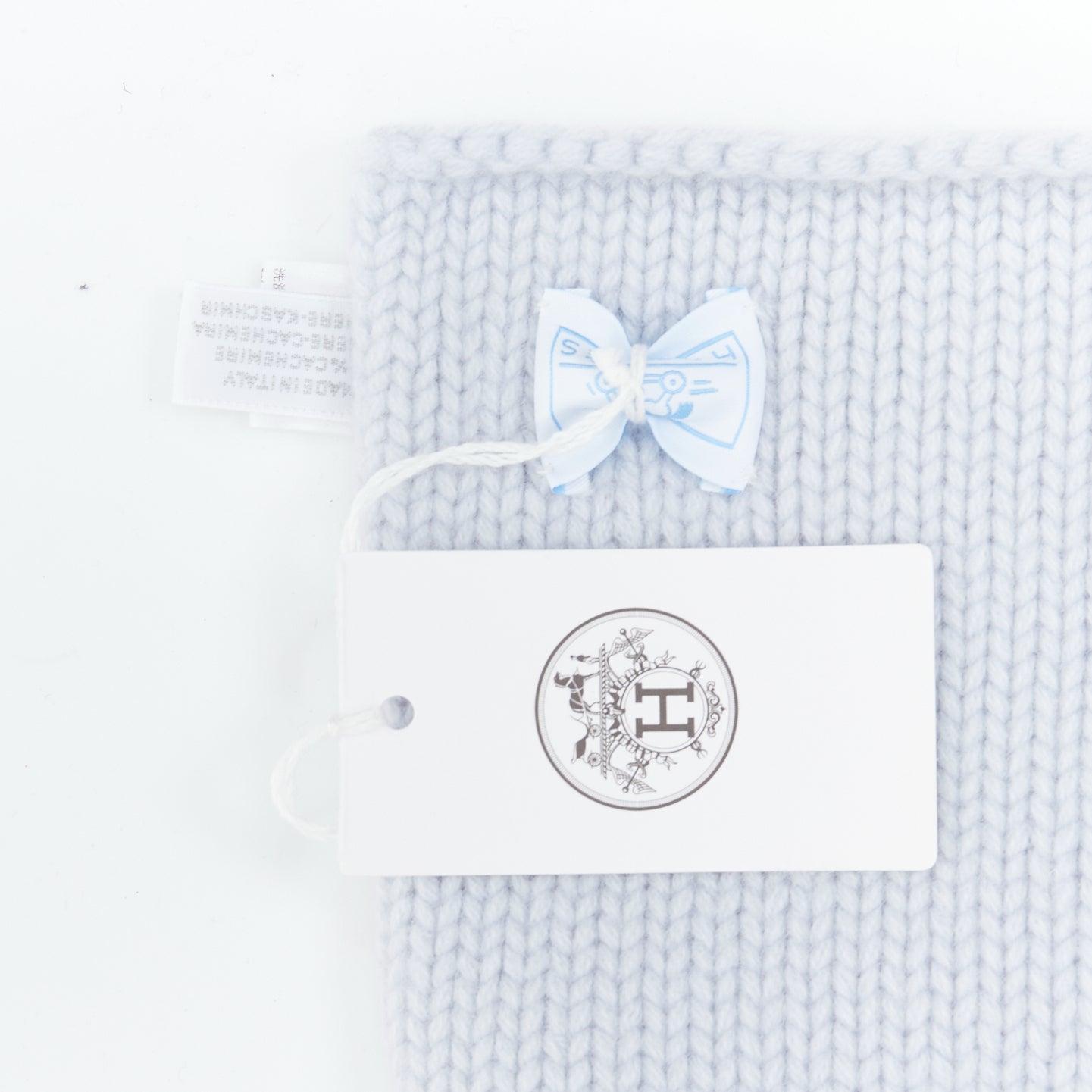 Hermès BABY H102986M Adada 100% cashmere Bleu Glacier knitted baby blanket scarf For Sale 3