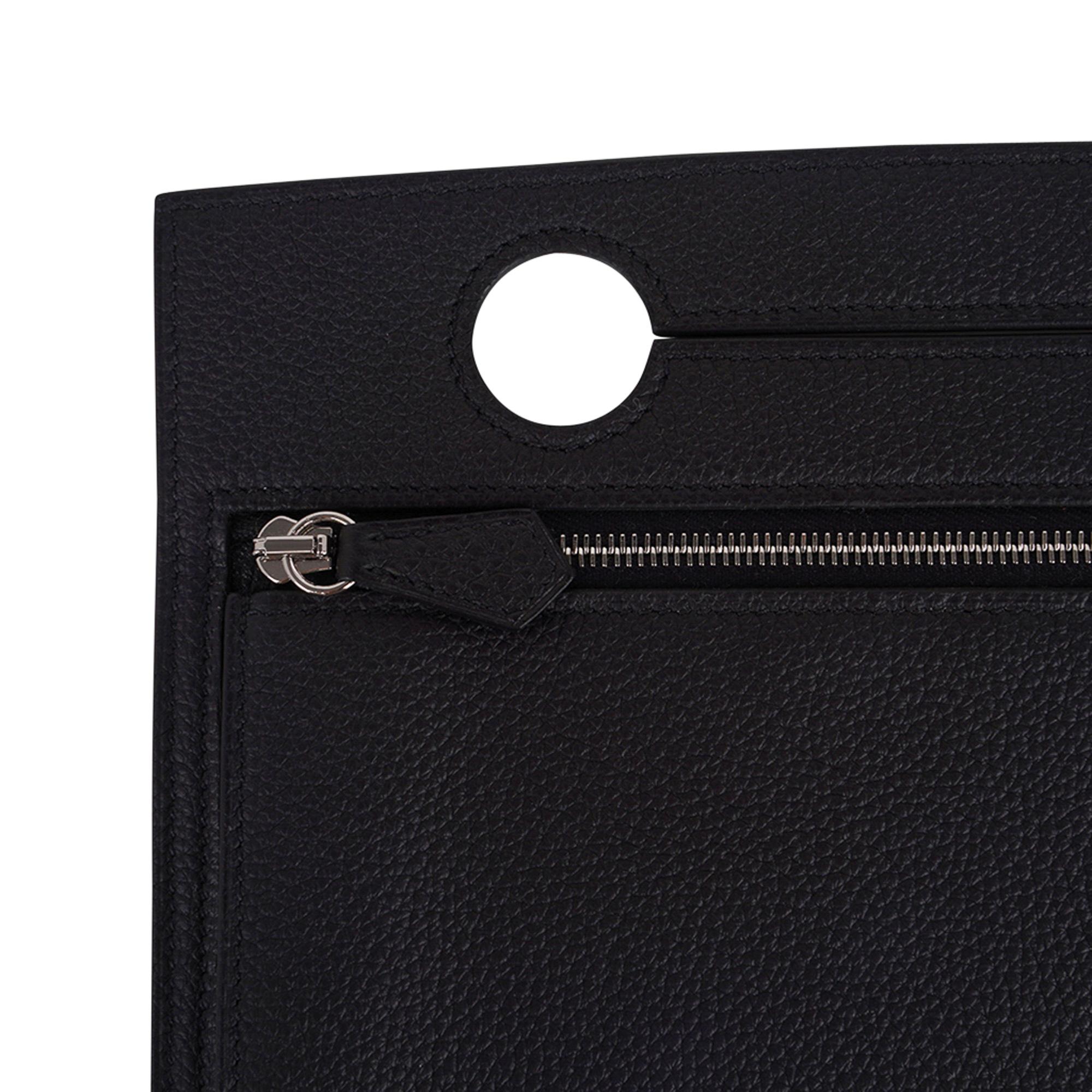 Mightychic offers a guaranteed authentic Hermes Backpocket 30 Pouch featured in Black.
Fits 30 cm Birkin bag, however you can certainly use it on your 25 Birkin bag.
Beautiful in Togo leather with Palladium hardware.
This flat Backpocket fits easily