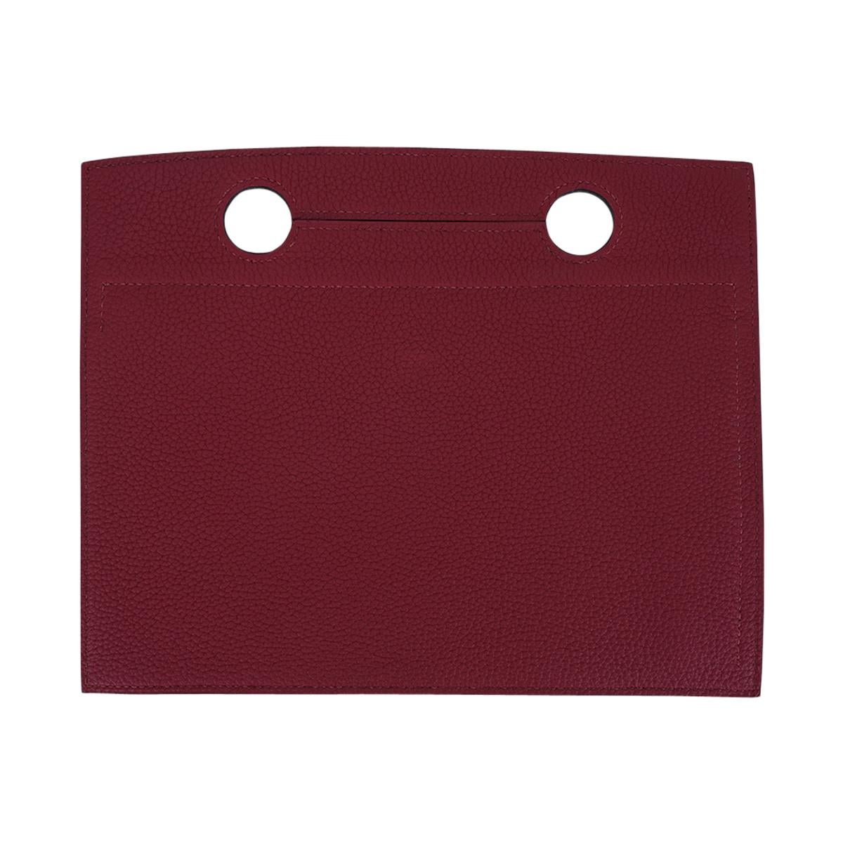 Hermes Backpocket Pouch 30 Detachable Rouge Grenat Togo Gold Hardware For Sale 3