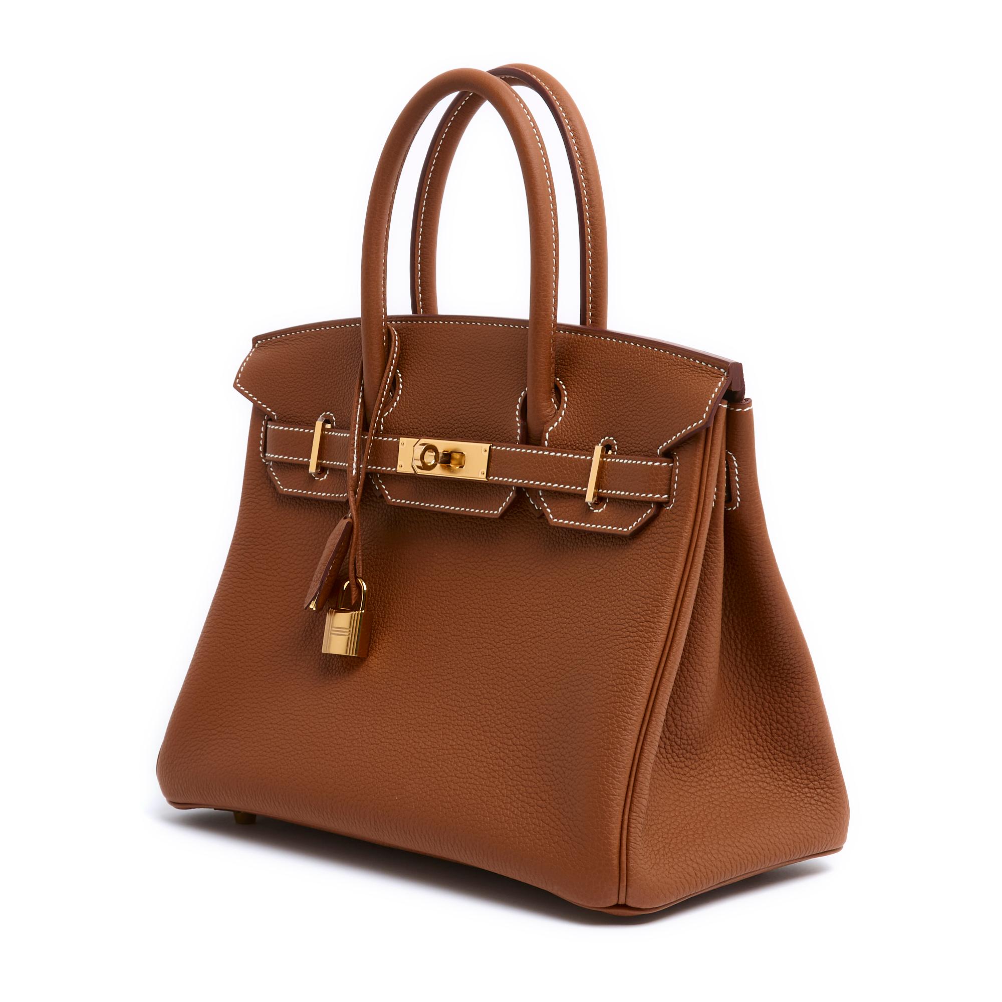 Hermès bag model Birkin size 30 in Togo leather in Gold or Camel color and gold metal, keys, padlock, zipper, bell, delivered in its original box with purchase invoice dated March 2024. Width 30 cm x height 24 cm x depth 16 cm. The bag has never