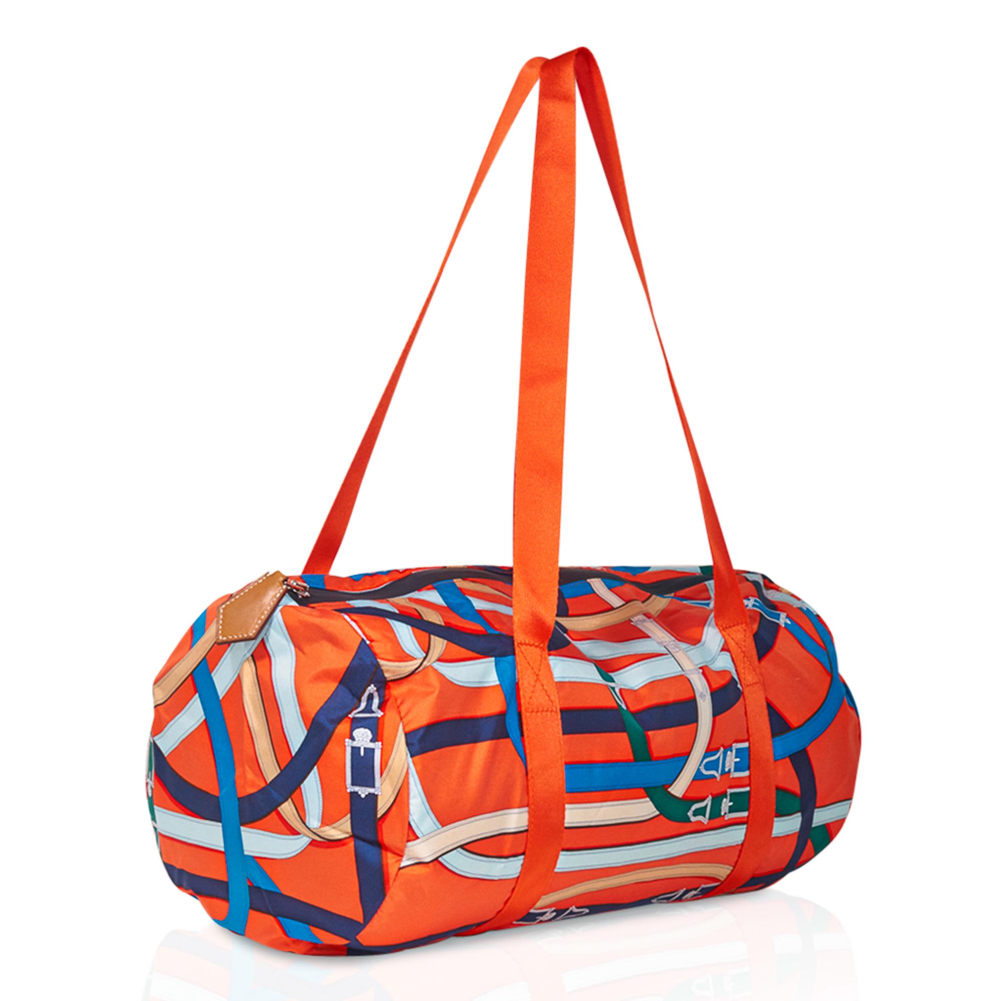 Hermes Airsilk Duffle Bag Cavalcadour 38 Orange Silk Limited Edition New For Sale 2