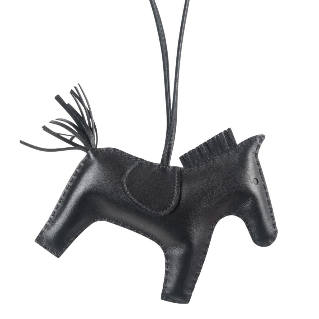 Noir Sac Hermes Charm So Black Rodeo Horse GM Limited Edition Very Rare en vente