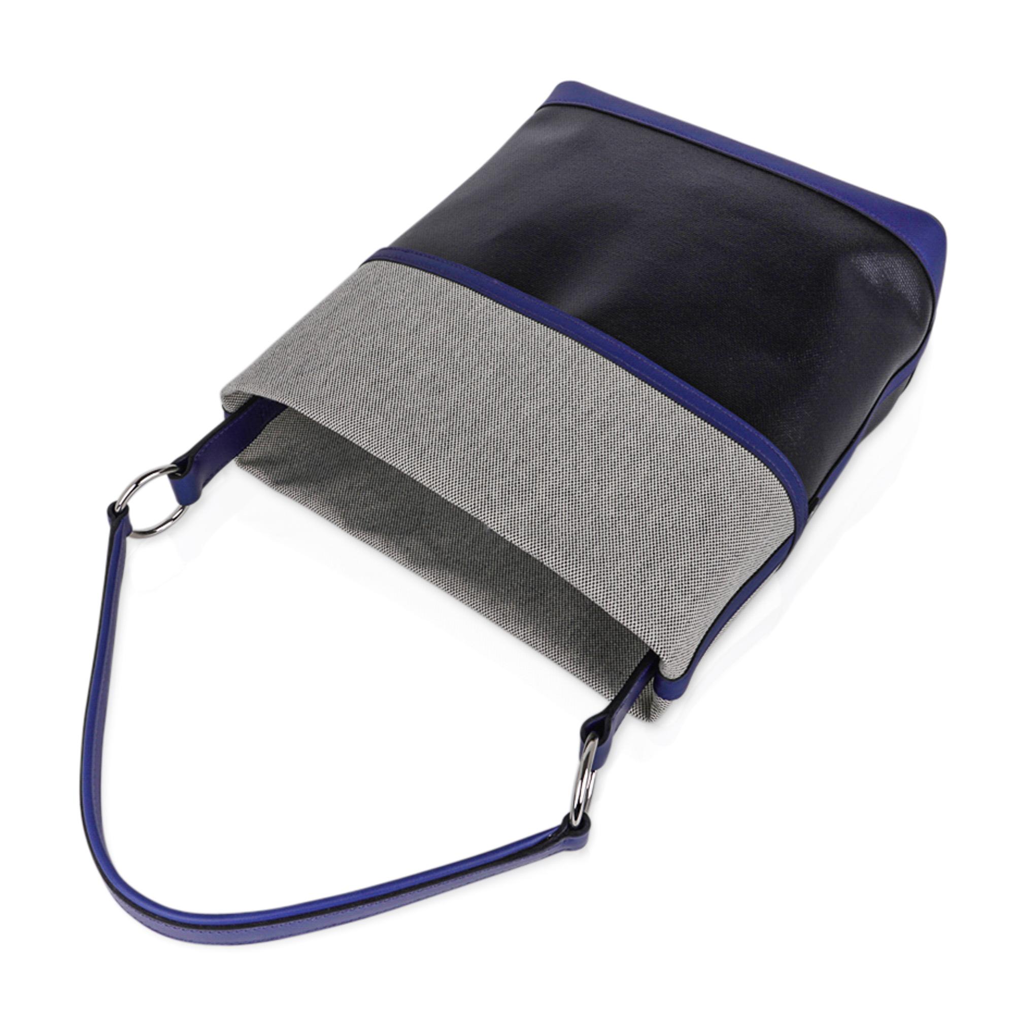 Hermes Borsa Col Roule Noir Toile Berline / Bleu Saphir/ Toile Tote Nuovo In condizioni Nuovo a Miami, FL