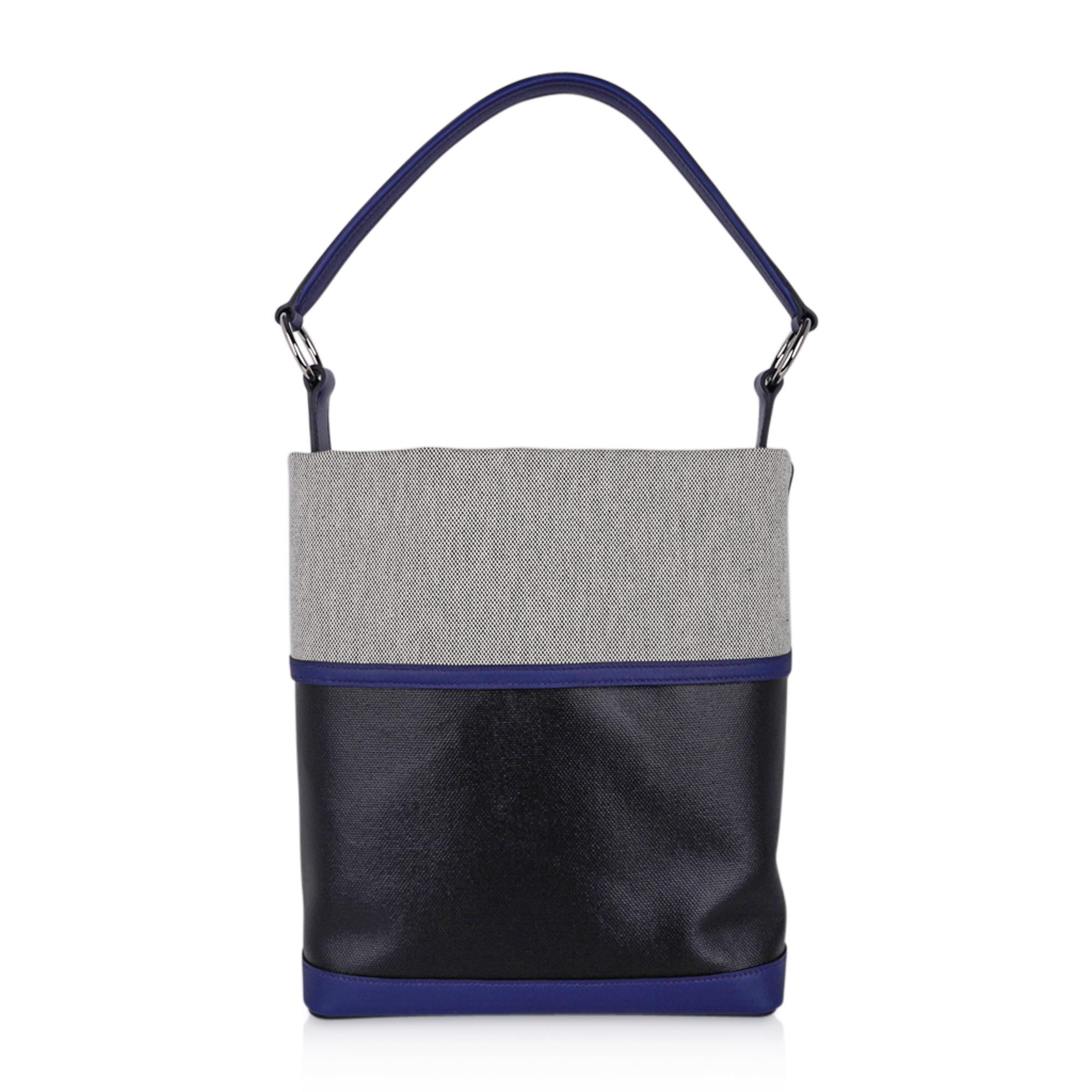 Women's Hermes Bag Col Roule Noir Toile Berline / Bleu Saphir/ Toile Tote New For Sale