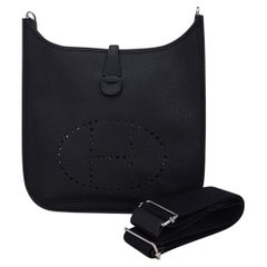 Sac Hermes Evelyne PM Noir Clemence Palladium Hardware