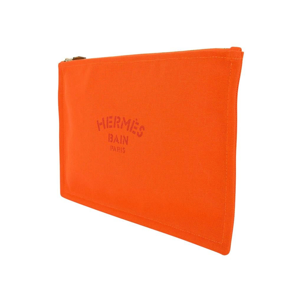 Hermes Bain Flat Yachting Pouch Case Orange Cotton Large In New Condition In Miami, FL