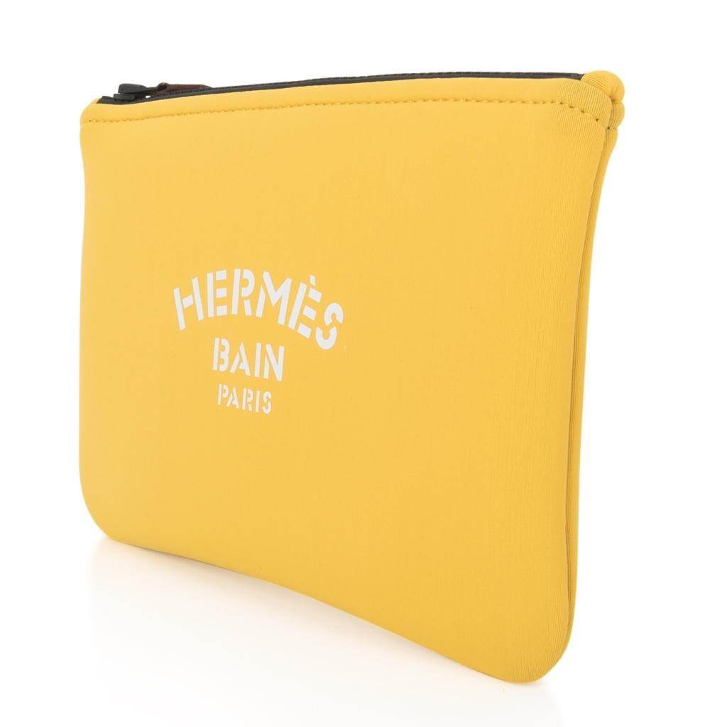 Hermes Bain Neobain Gehäuse Bouton D'Or Medium Modell  (Orange) im Angebot