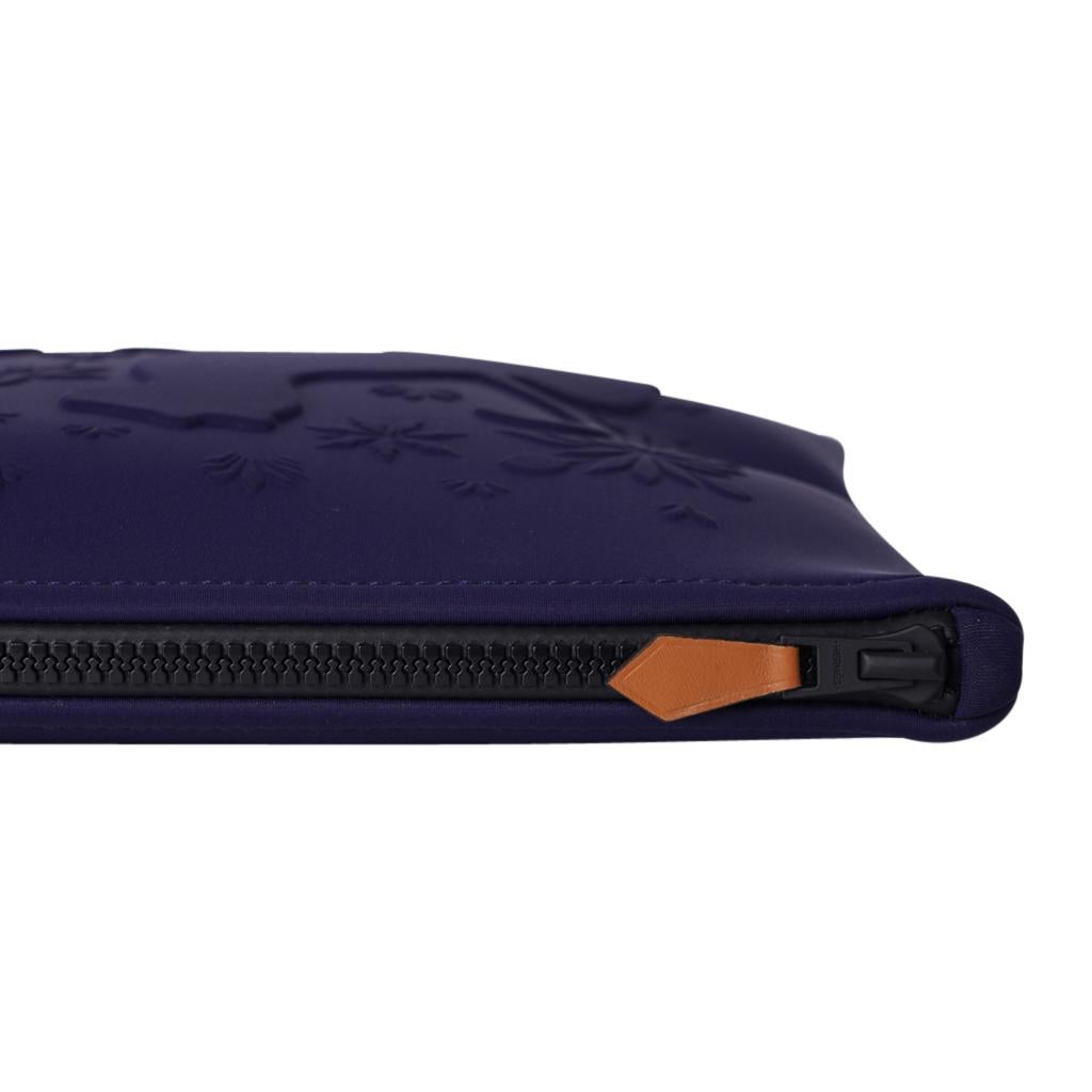 Hermès Bain Neobain Les Leopard Blue Marine Embossed Grand Modèle Unisexe en vente