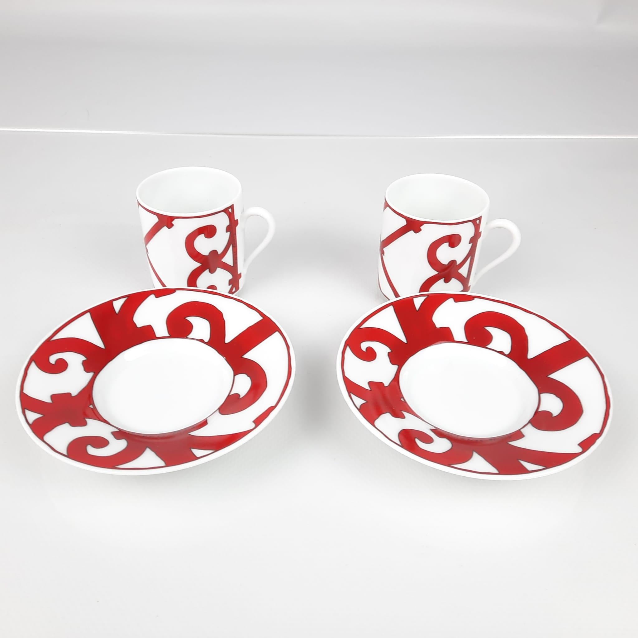 Set of two
Coffee cup and saucer in porcelain
Capacity: 9 cl