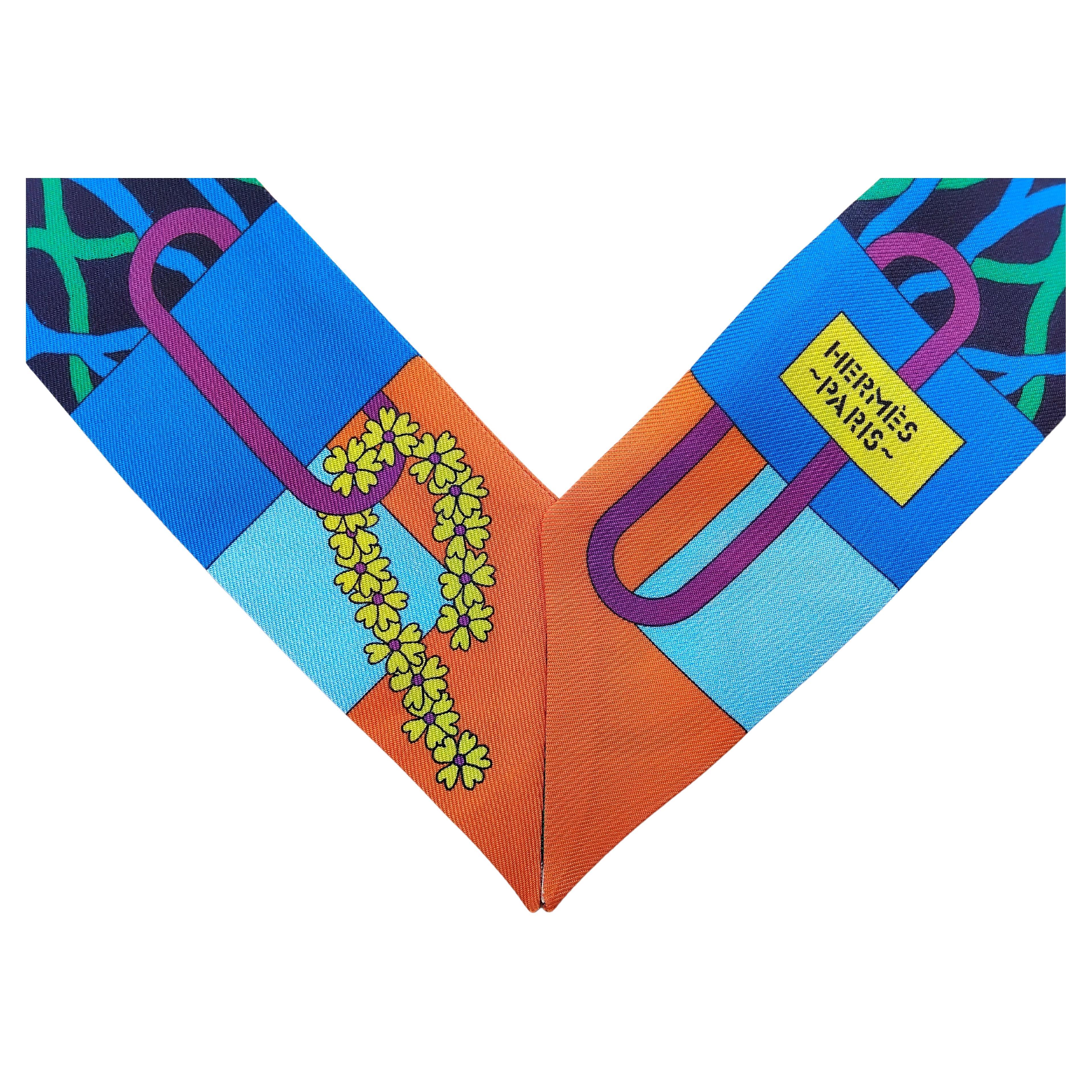 Lovely Authentic Hermès Scarf

« Twilly » Version

Print: “Ballet Aquatique